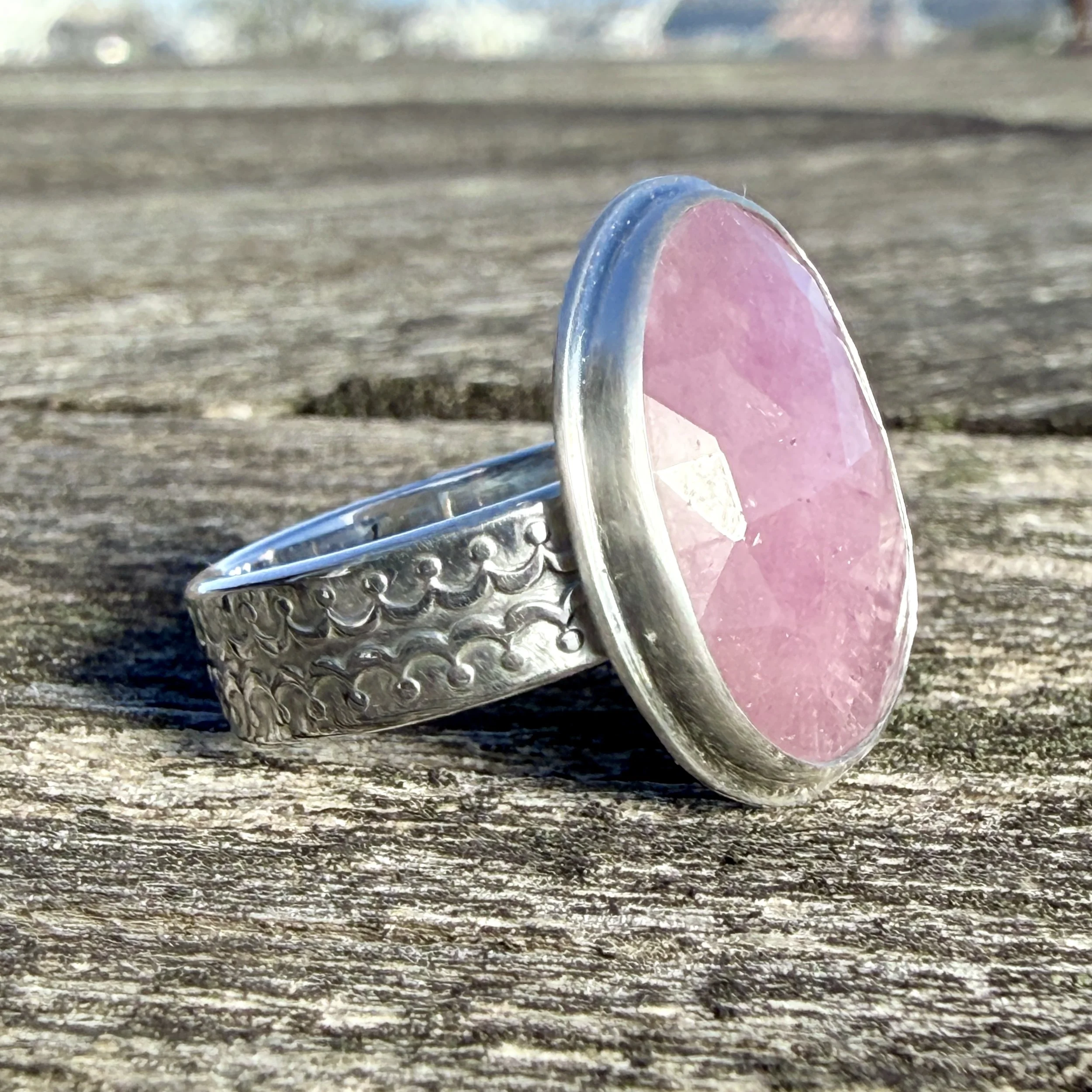 r-PalePinkSapphireSize7.5d.jpg