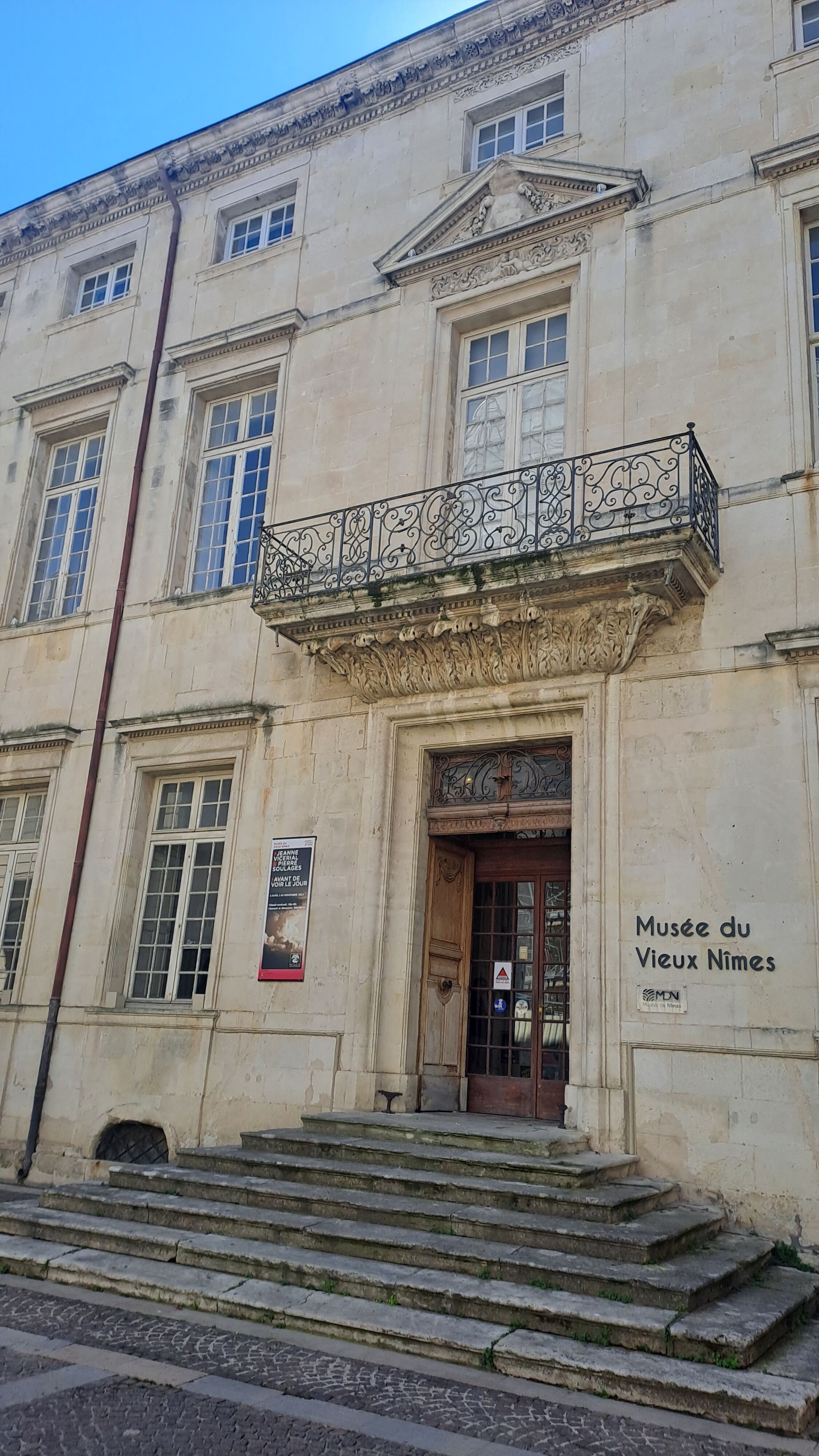 MUSEE DE VIEUX NIMES ©REBECCA DEVANEY1.jpg
