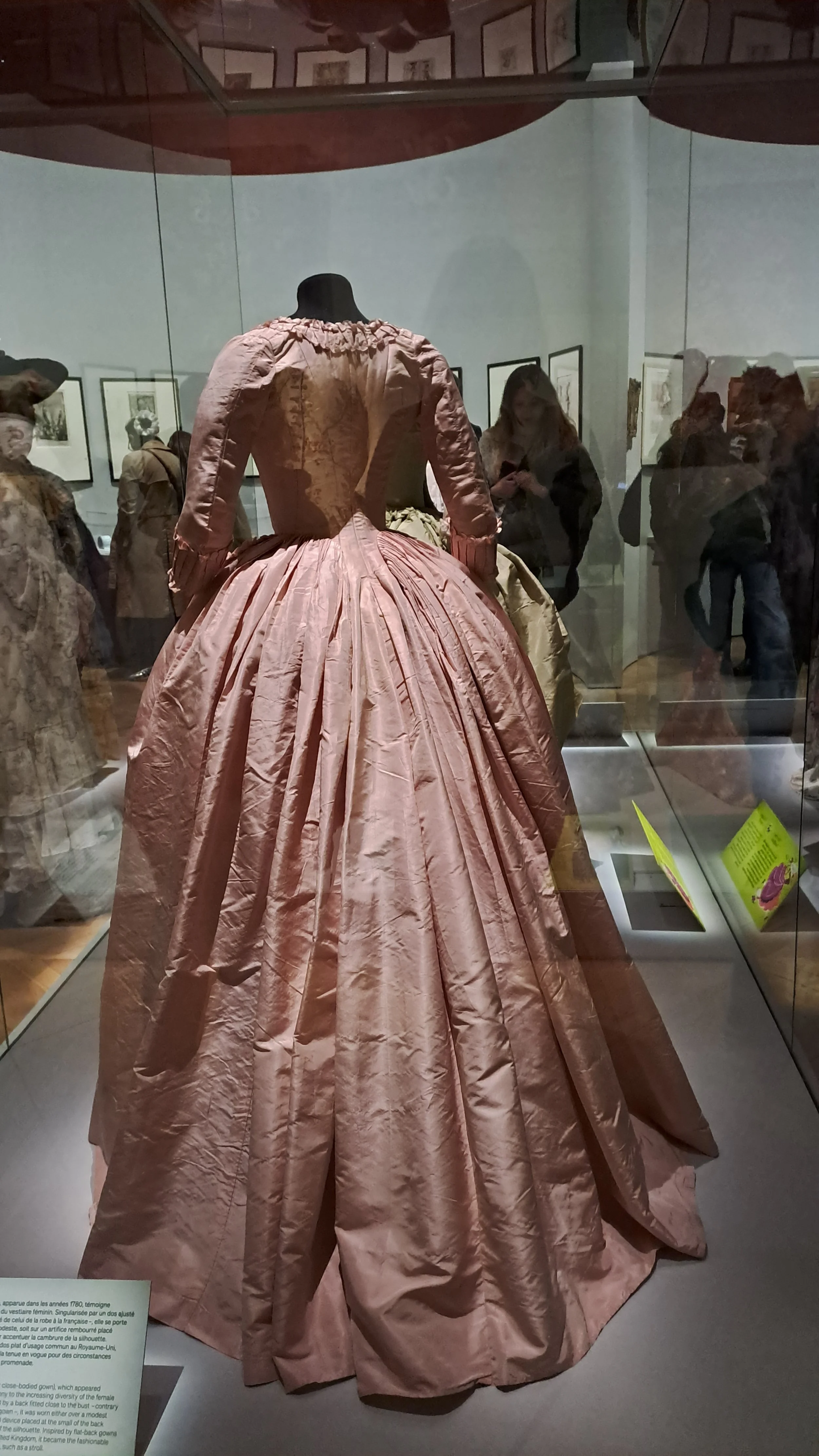 18th CENTURY FASHION 42.jpg