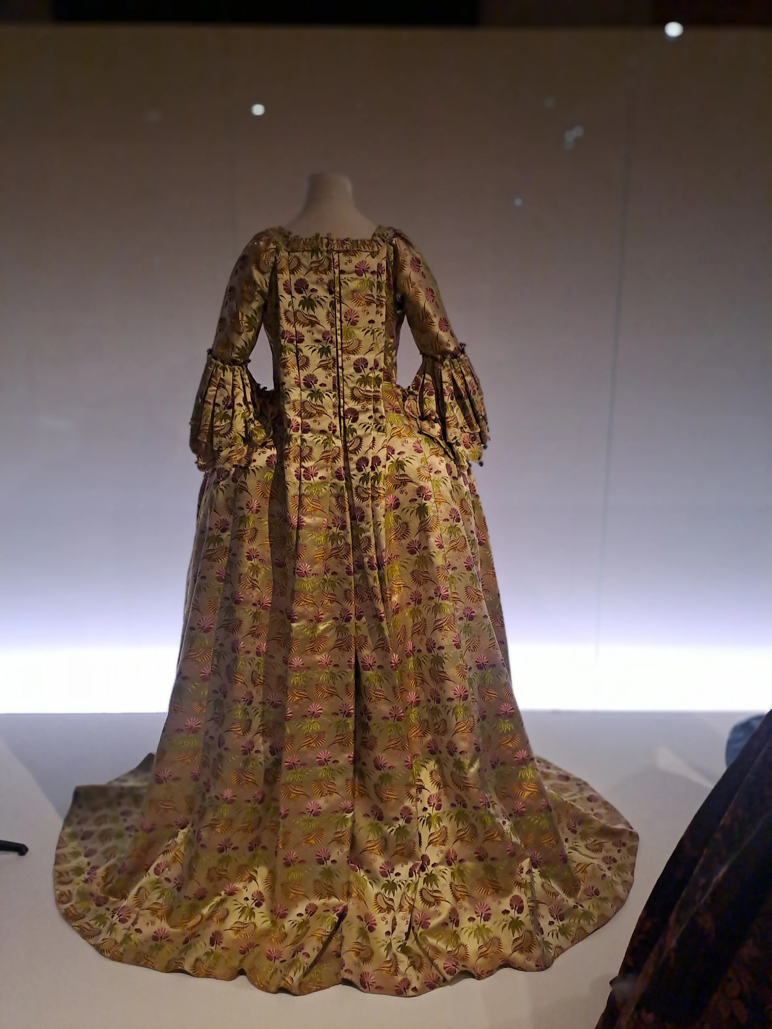 TISSER BRODER SUBLIMER - FLEURS ©REBECCA DEVANEY 23.jpg