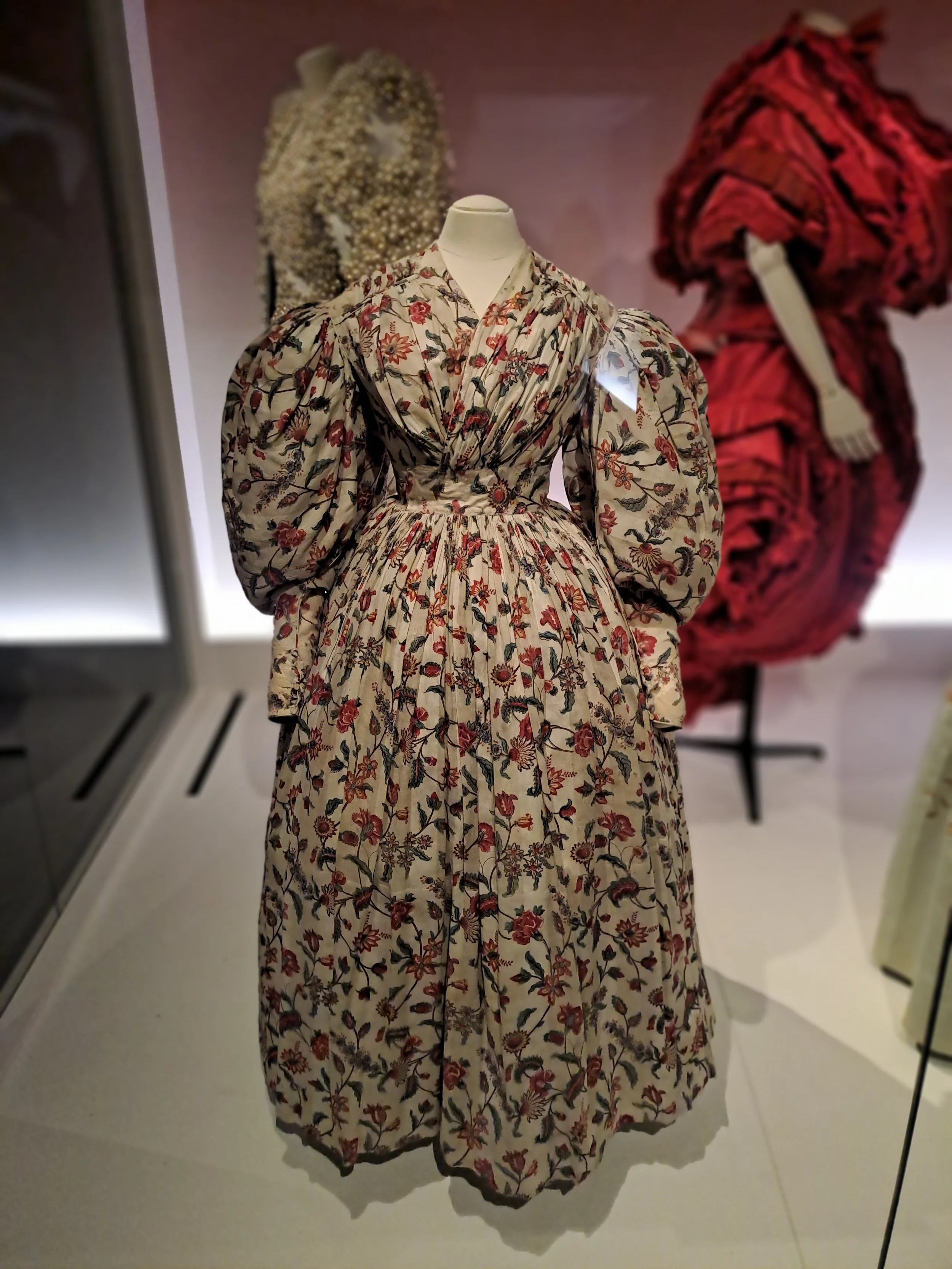 TISSER BRODER SUBLIMER - FLEURS ©REBECCA DEVANEY 14.jpg