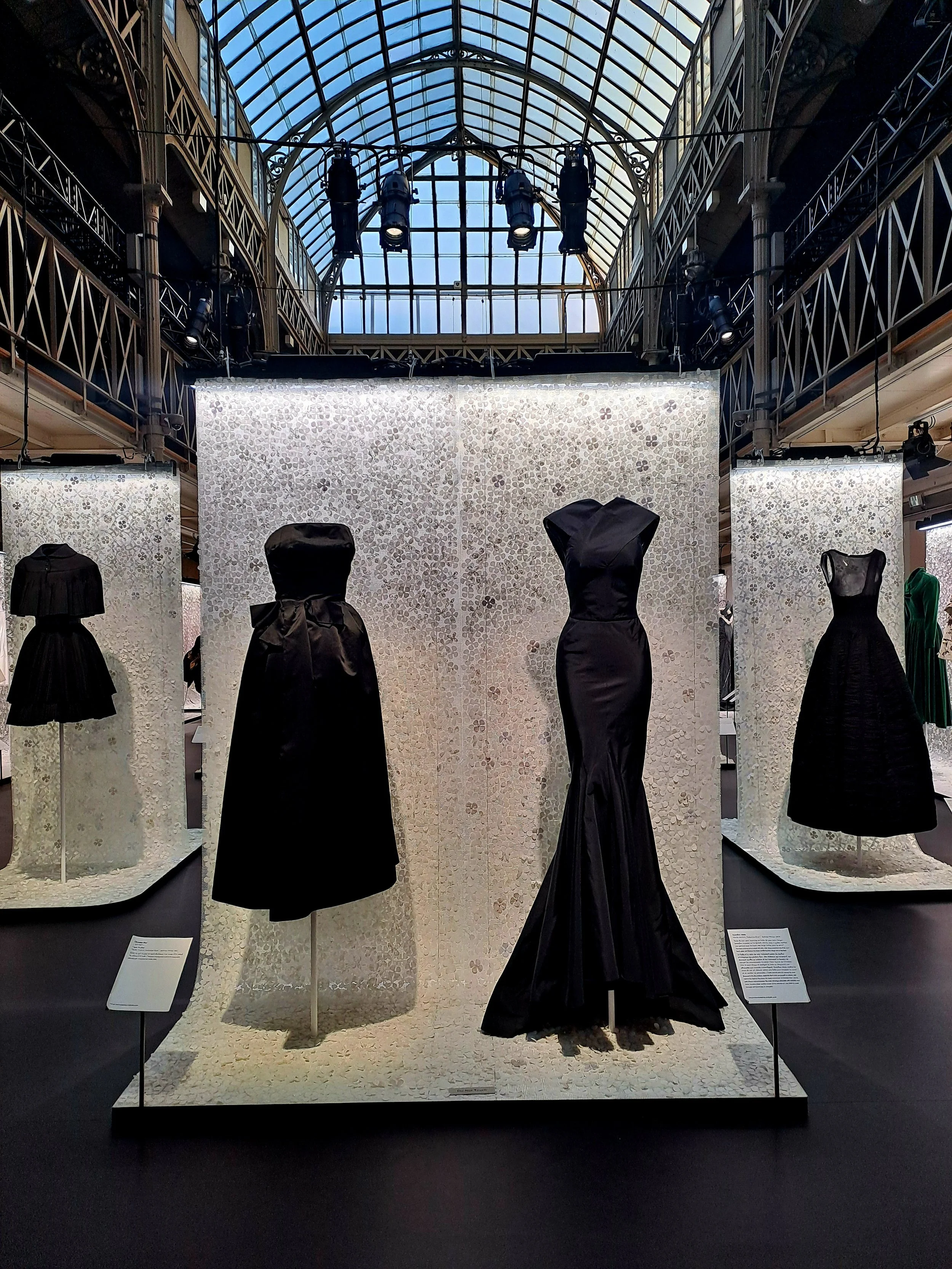 AZZEDINE ALAIA & CHRISTIAN DIOR 12.jpg