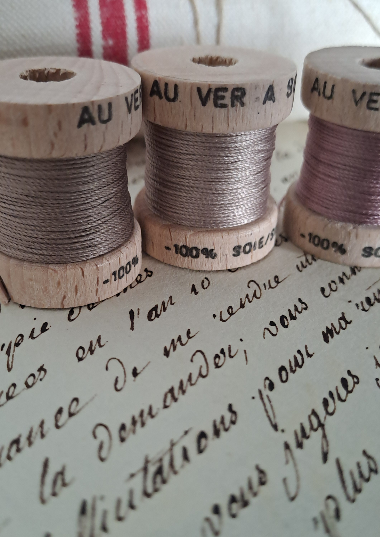 Postcards | ©Rebecca Devaney | Textile Tours of Paris 1.png