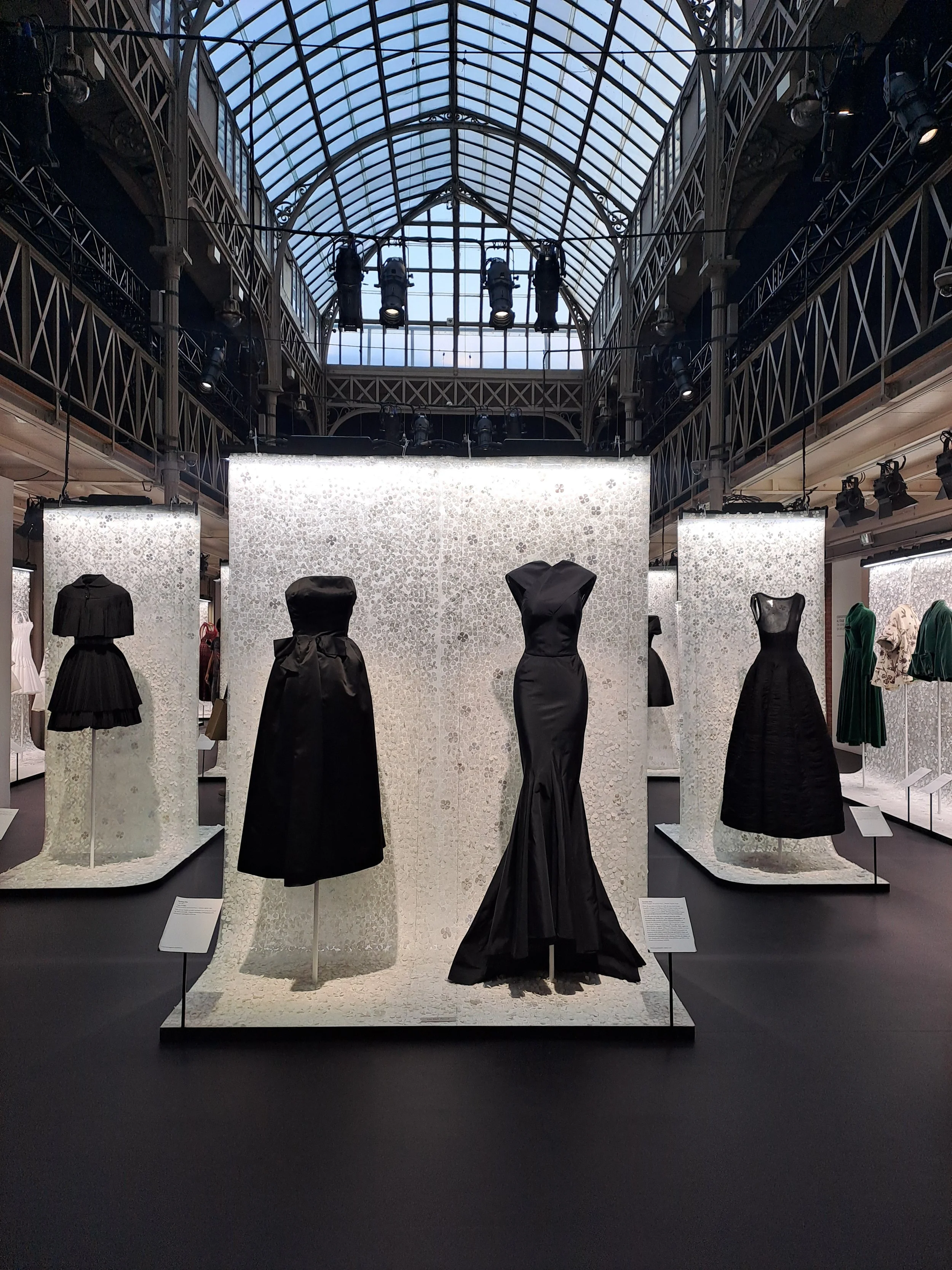 AZZEDINE ALAIA & CHRISTIAN DIOR 58.jpg