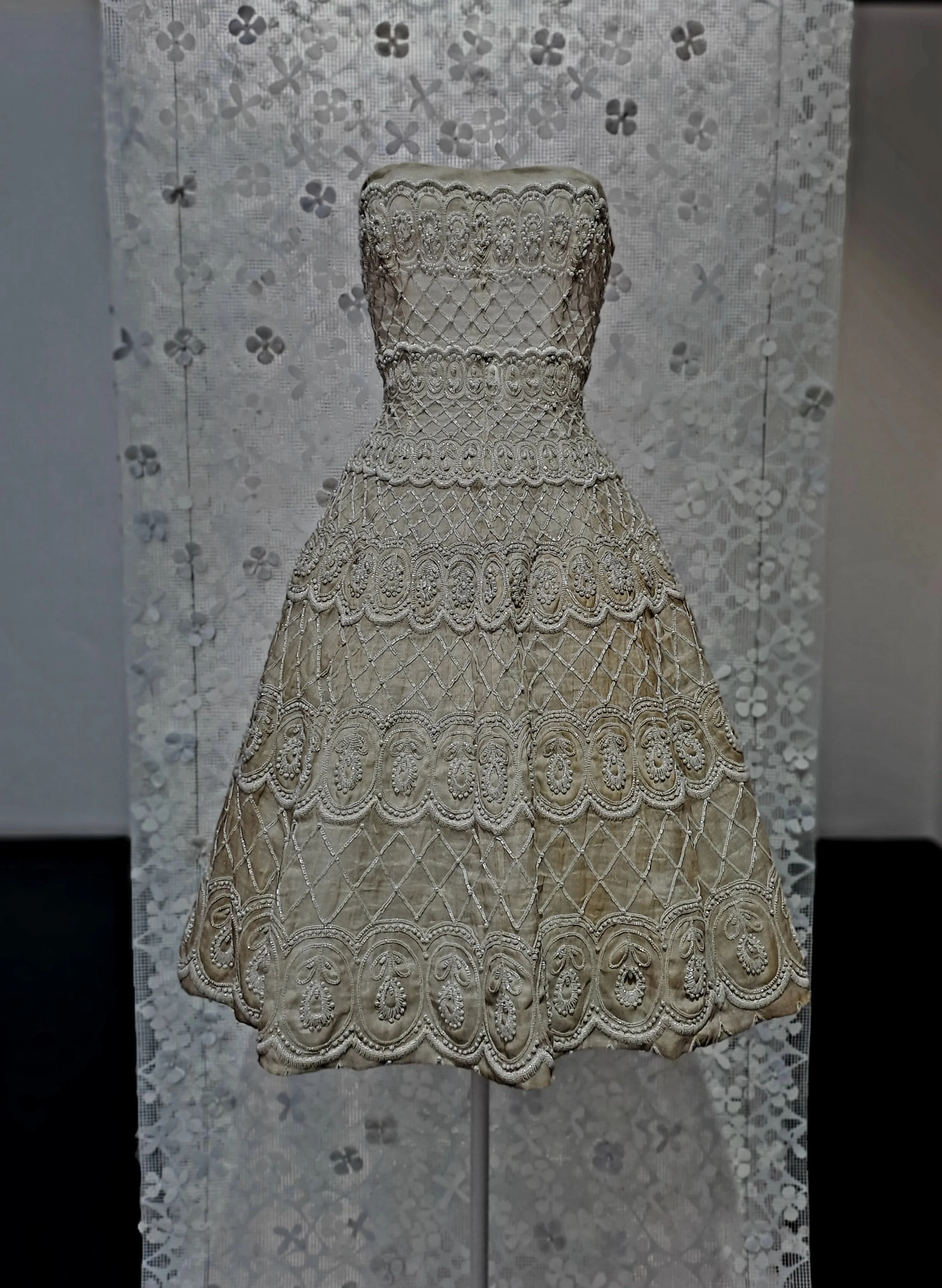 AZZEDINE ALAIA & CHRISTIAN DIOR 7.jpg