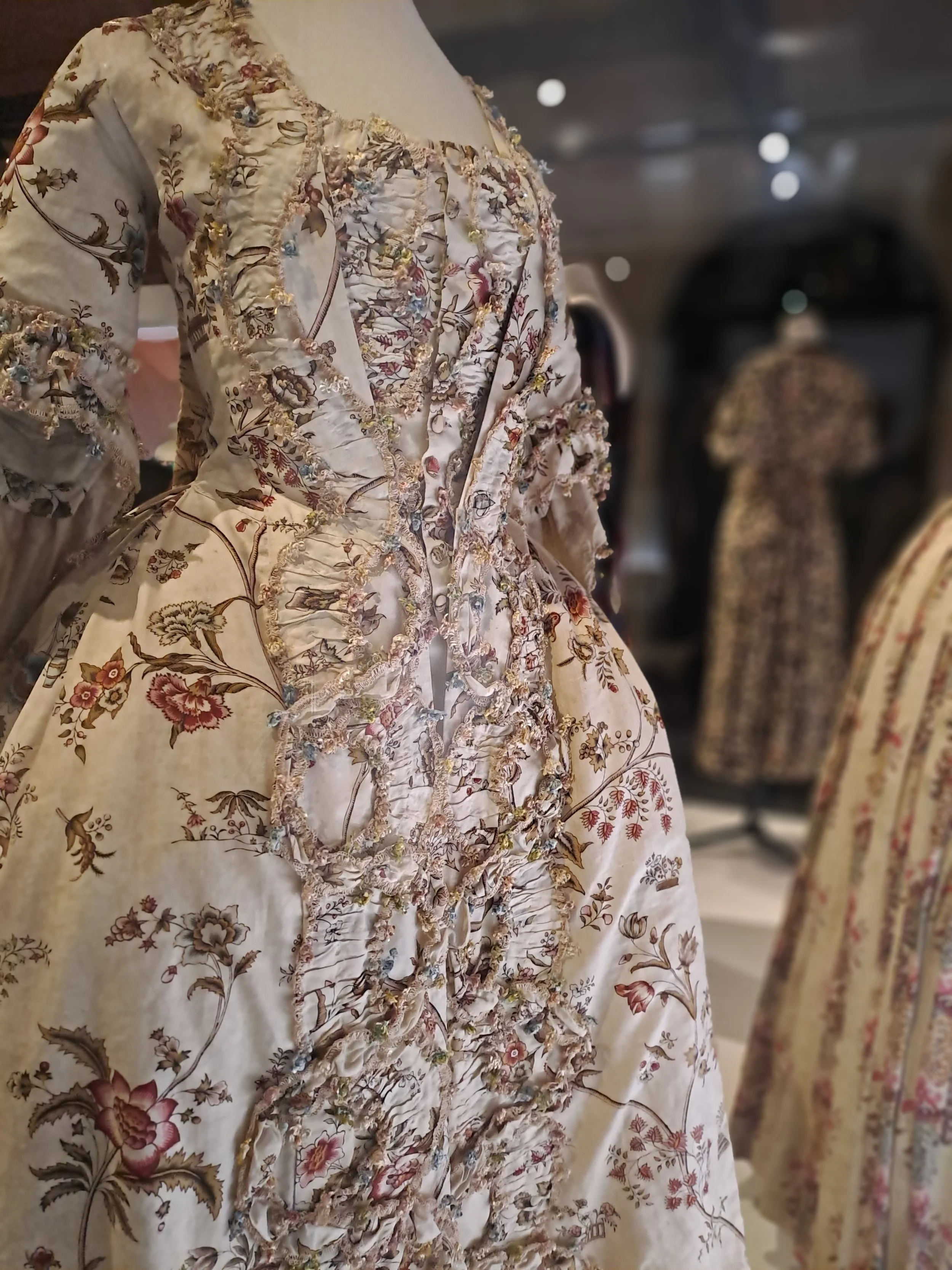 TISSER BRODER SUBLIMER - FLEURS ©REBECCA DEVANEY 40.jpg