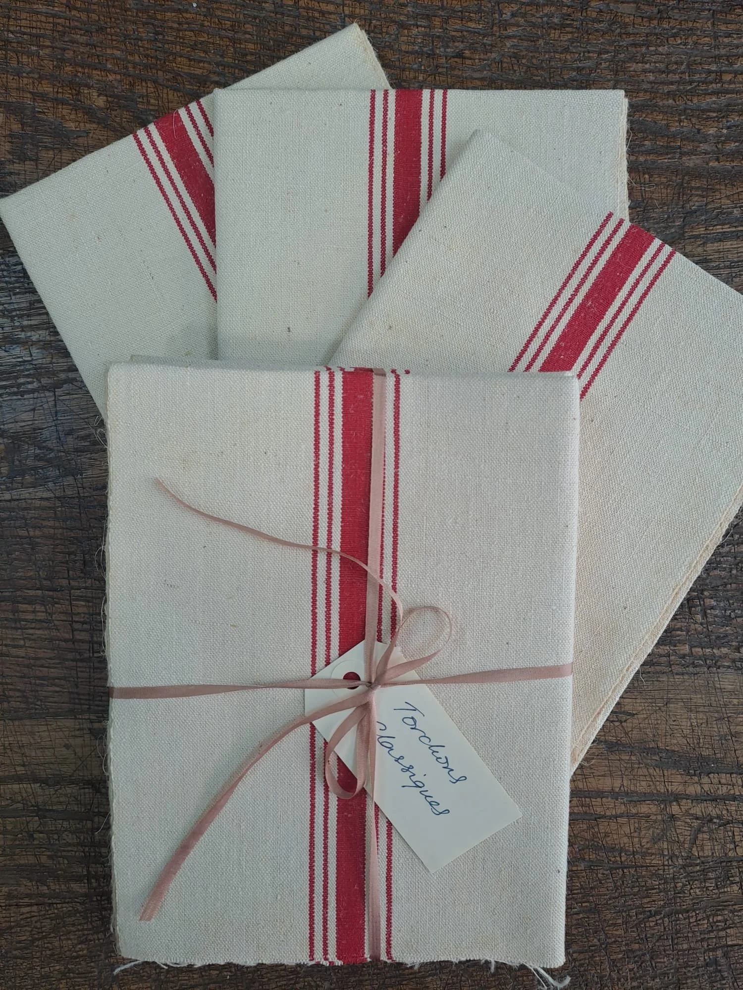 Torchons Classique | ©Rebecca Devaney | Textile Tours of Paris 5.jpeg