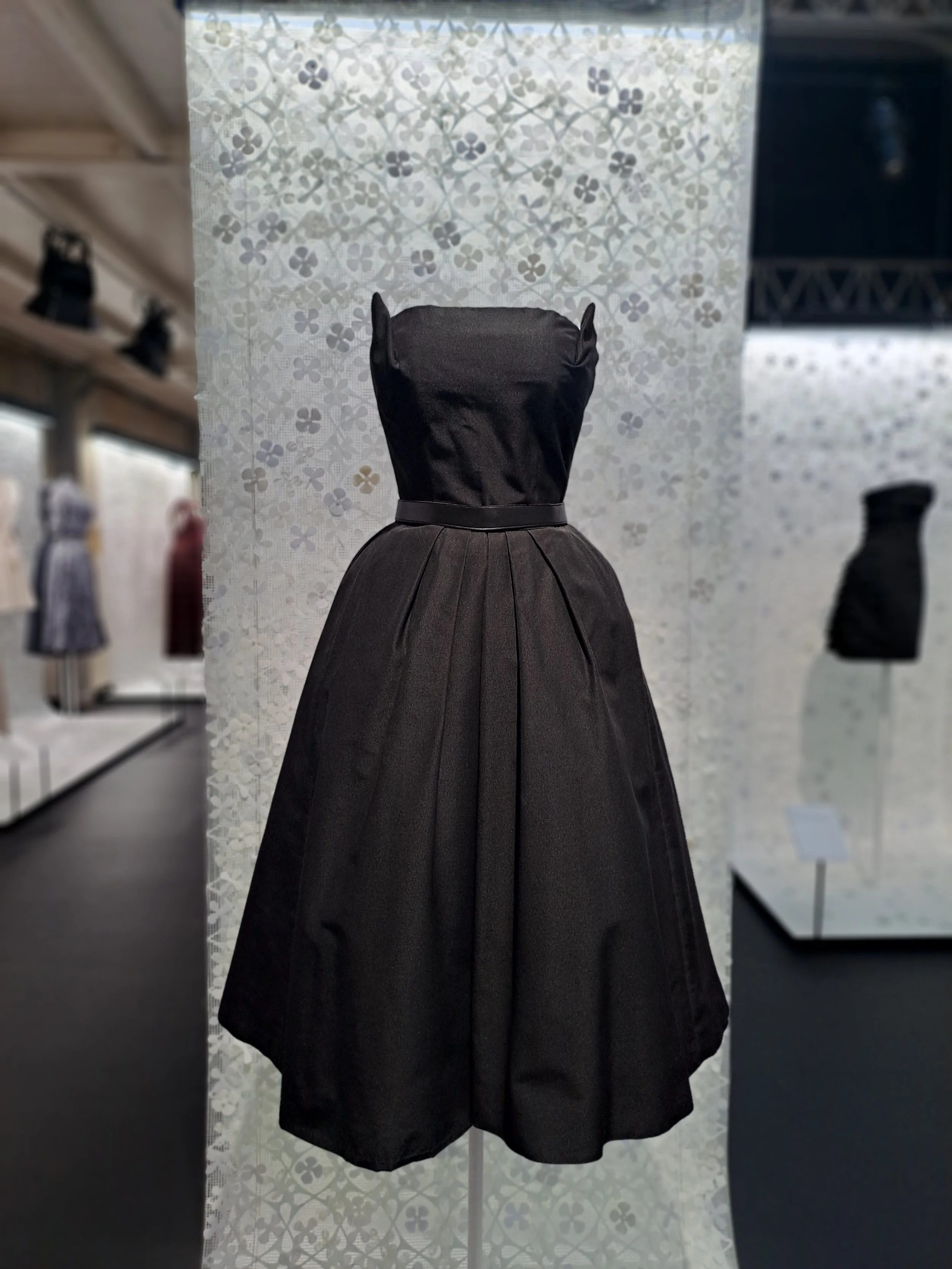 AZZEDINE ALAIA & CHRISTIAN DIOR 22.jpg
