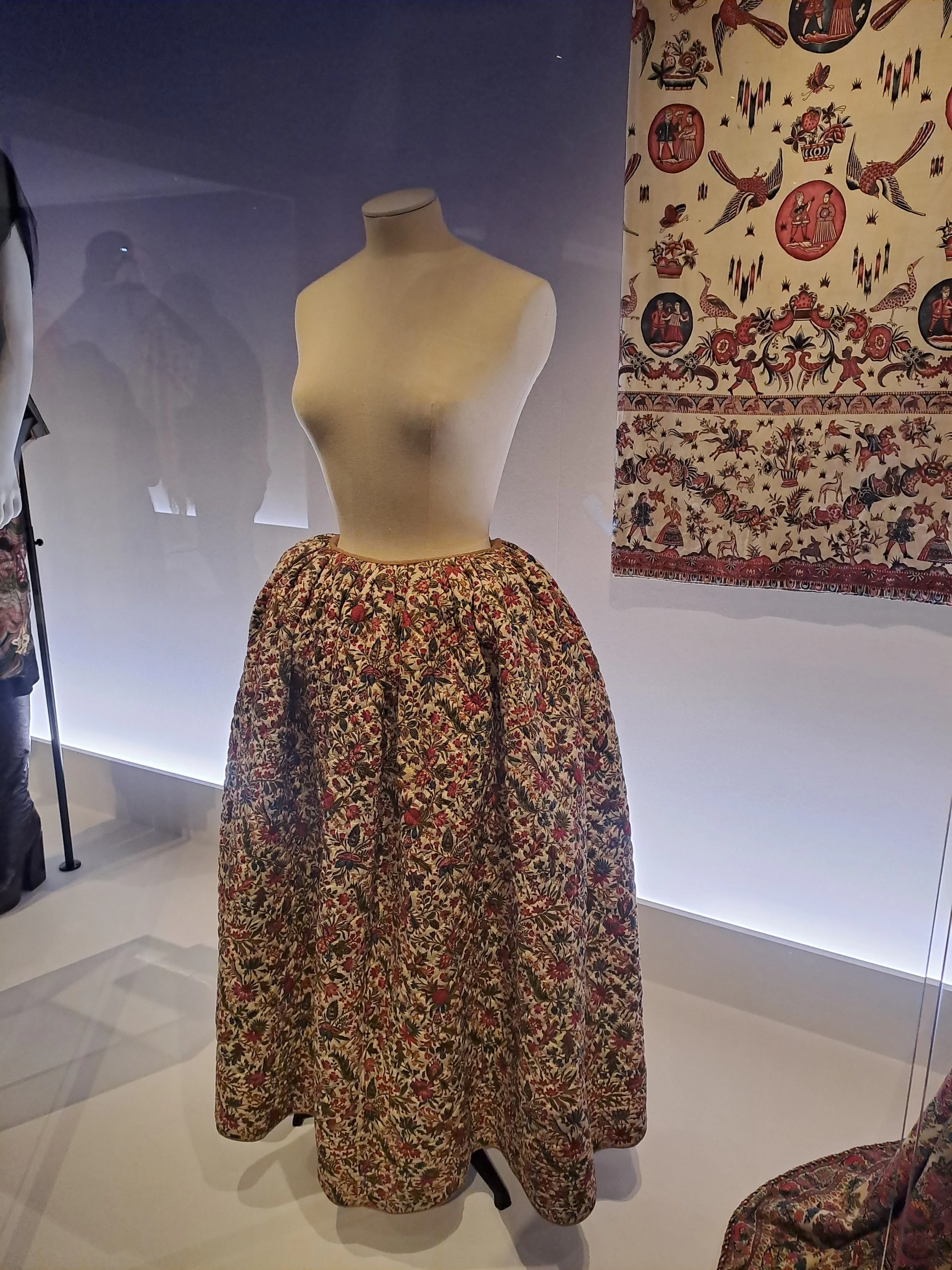 TISSER BRODER SUBLIMER - FLEURS ©REBECCA DEVANEY 16.jpg