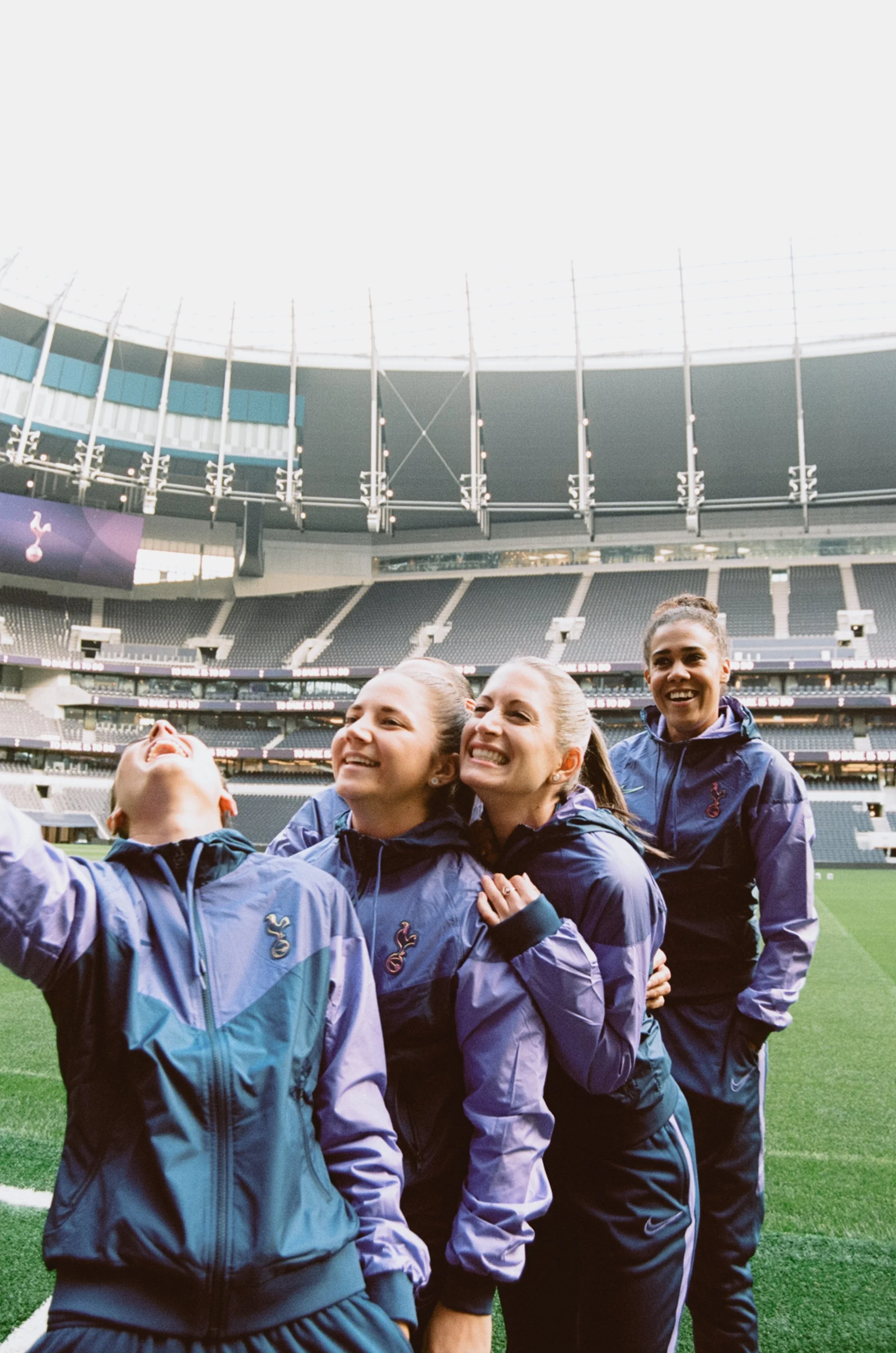 Nike / Tottenham Hotspur F.C. Women's squad (2019)