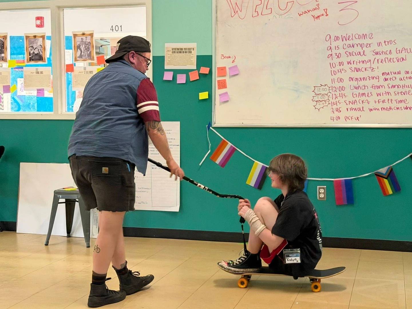 🏳️&zwj;🌈 Camp Day 5 🌤️The theme of the day was: Gratitude! Since it was the last day of camp, we spent time connecting and putting together our Camp Presentation! 📚️