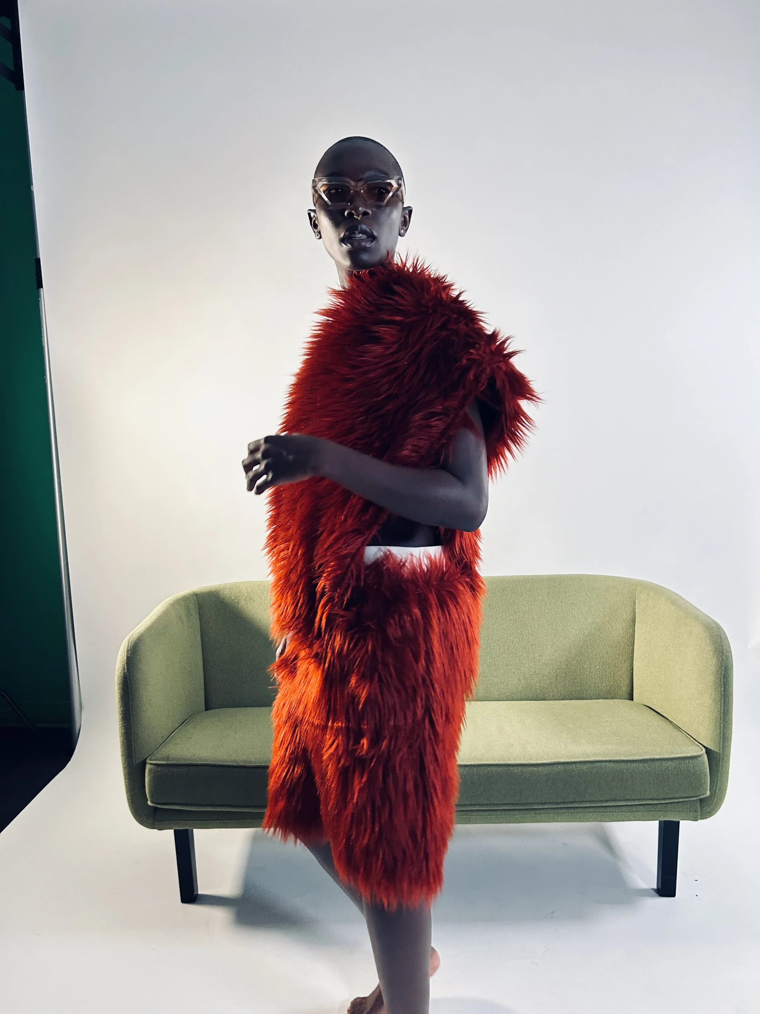 fur basketball shorts //