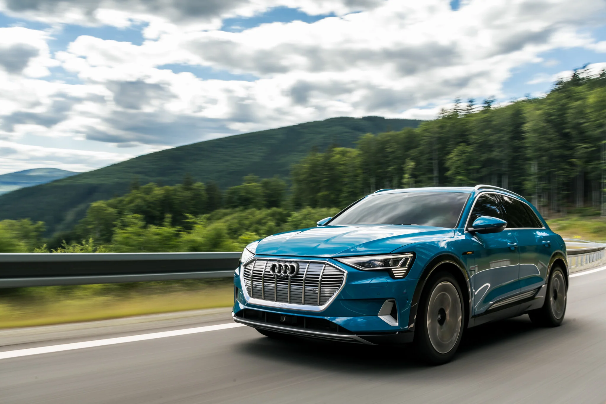 2019 Audi e-tron Automotive Photography by Jeremy Cliff