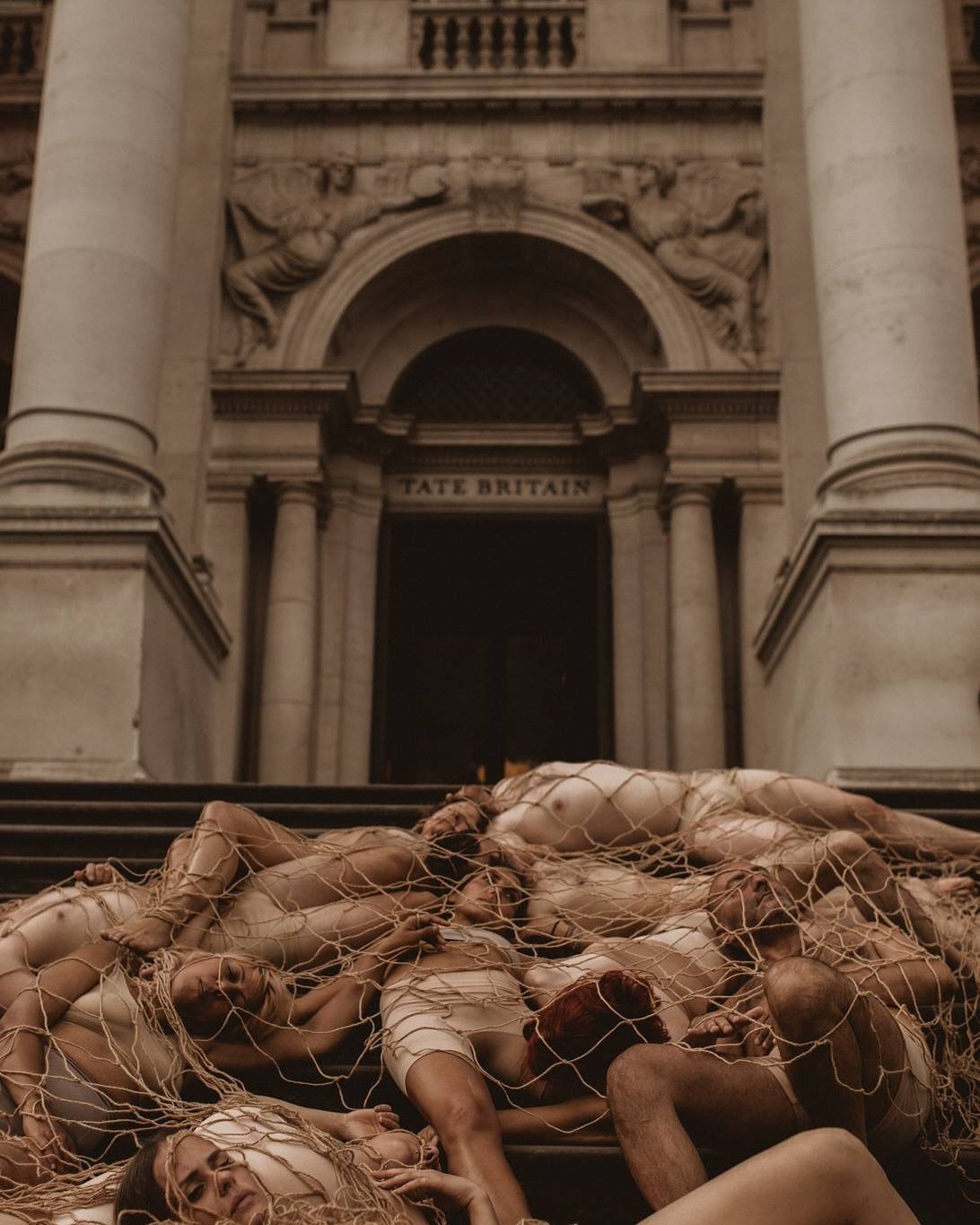 On World Ocean Day, spent the afternoon as a caught human @tate with @speciesism.wtf to demonstrate the suffering &amp; consequences of the fishing industry. 

Fish experience agonizing deaths through suffocation, being crushed under the weight of ot