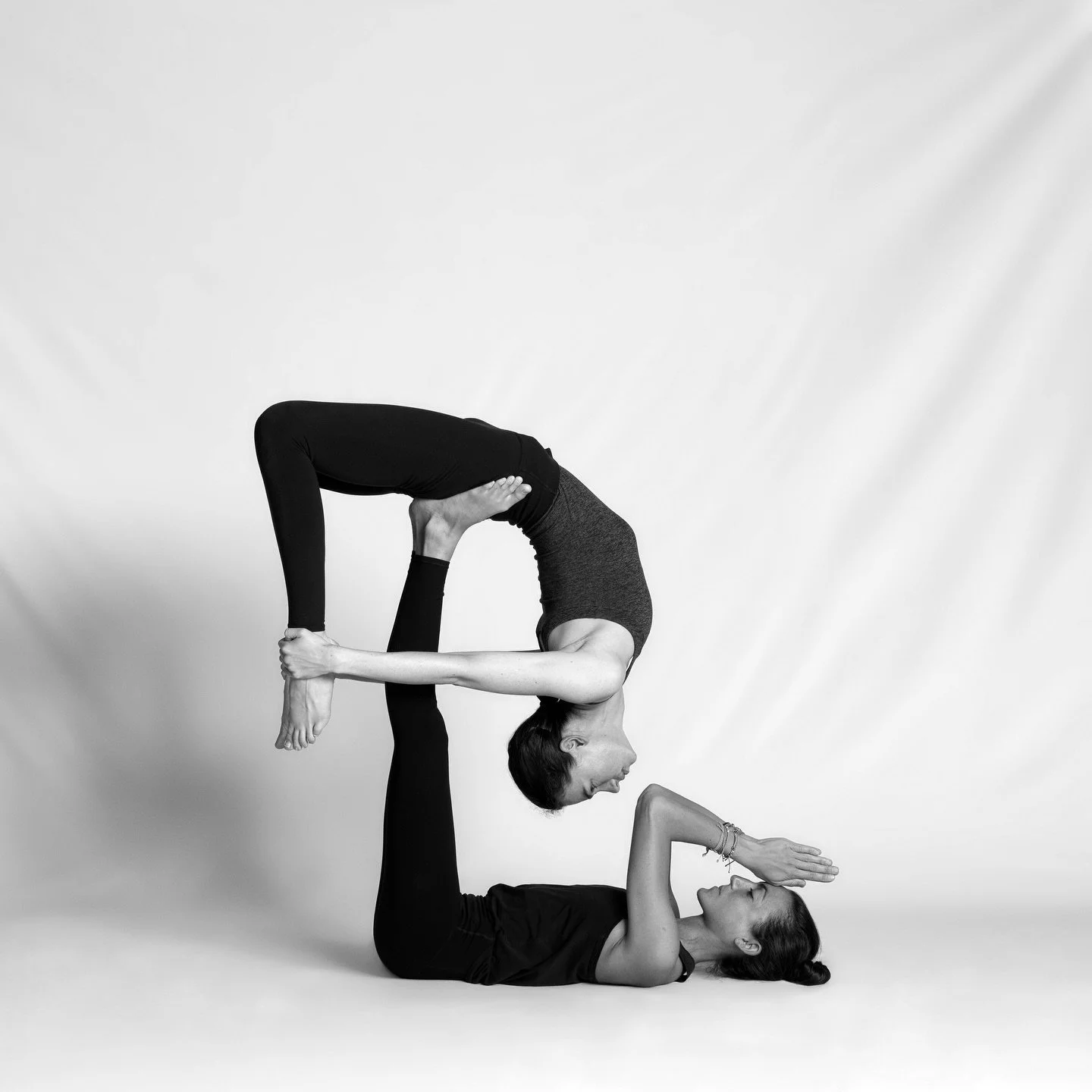 &bull; Winter Solstice &bull;

The longest night of the year ~ ready to welcome the sun&rsquo;s slow ascent as the darkness begins to soften ✨

 
📸 thankful to @rebecca.munro.yoga &amp;
@yogaphotographer for the beautiful capture

#lightoverdarkness