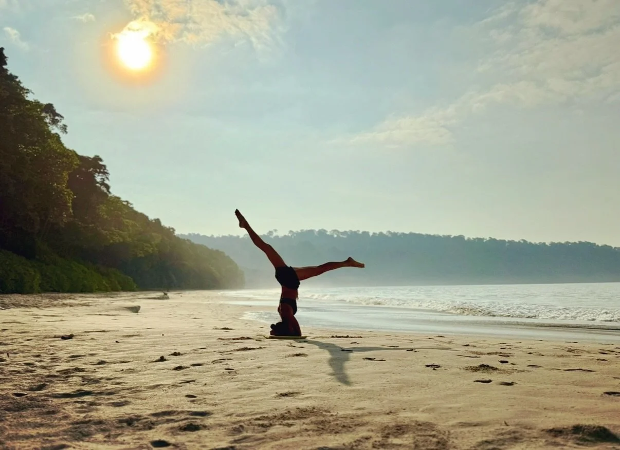 Officially made it through winter 🙌🏽

Our Jamaican Retreat starts tomorrow, at a powerful time for balance, renewal and transformation. Here for it all!

Happy Spring Equinox friends 🌸☀️

#byewinter
#gelatoseason