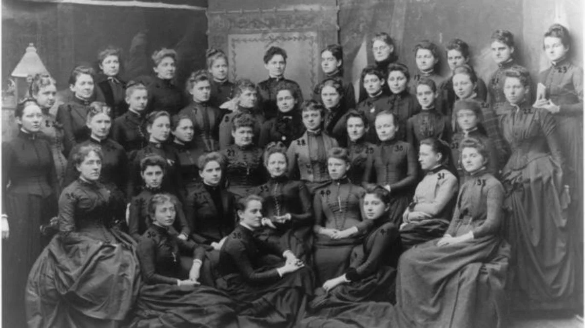 Women's Medical College of Pennsylvania Graduating Class 1889