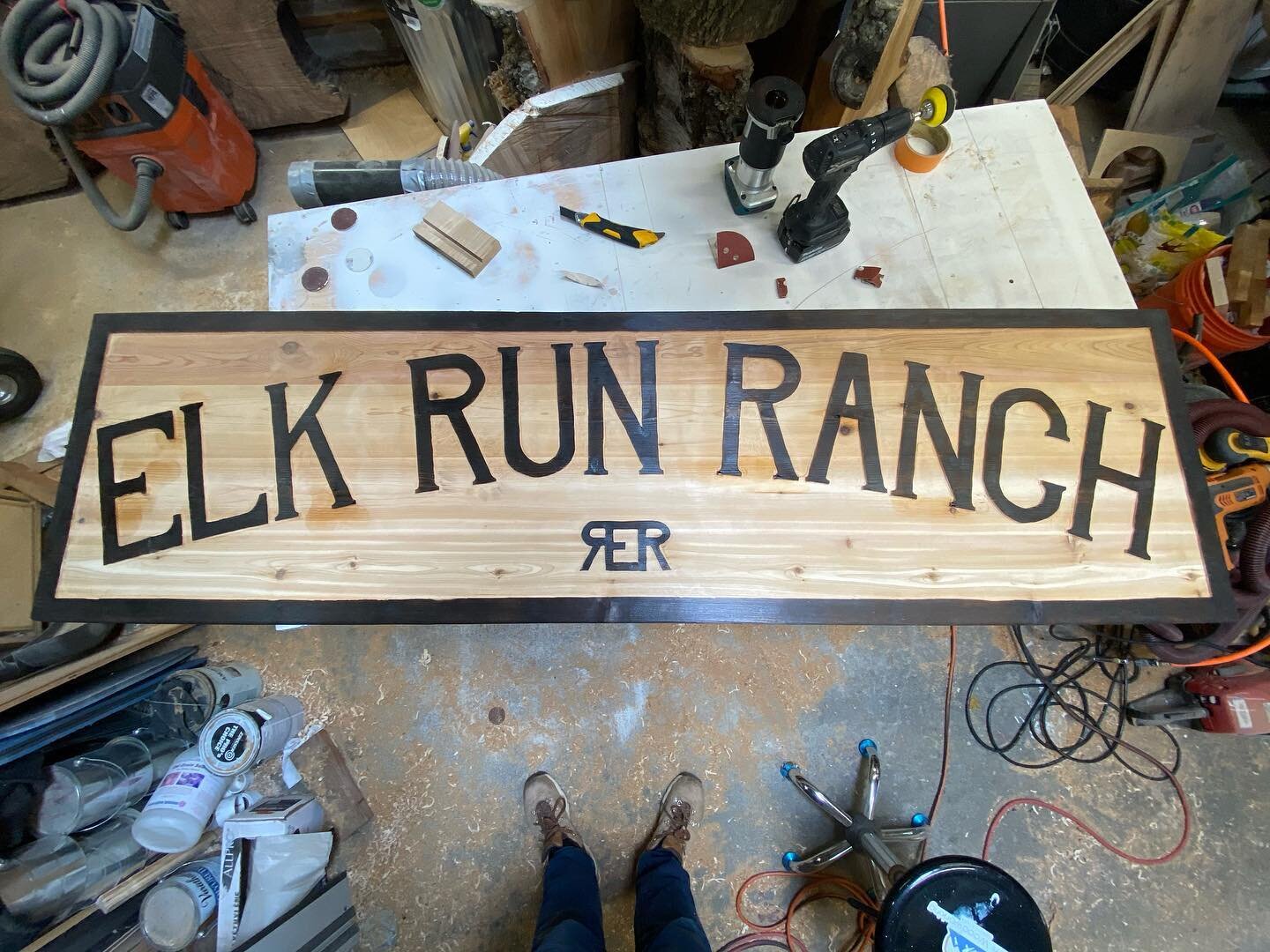 Quick update on the custom sign. The letters have been all routed out (BY HAND!!!) and now I will be cleaning up the router marks and throwing some @generalfinishes ArmRSeal on it. The hard part is over, now for the fun bits. 
.
.
.
#finewoodworking 