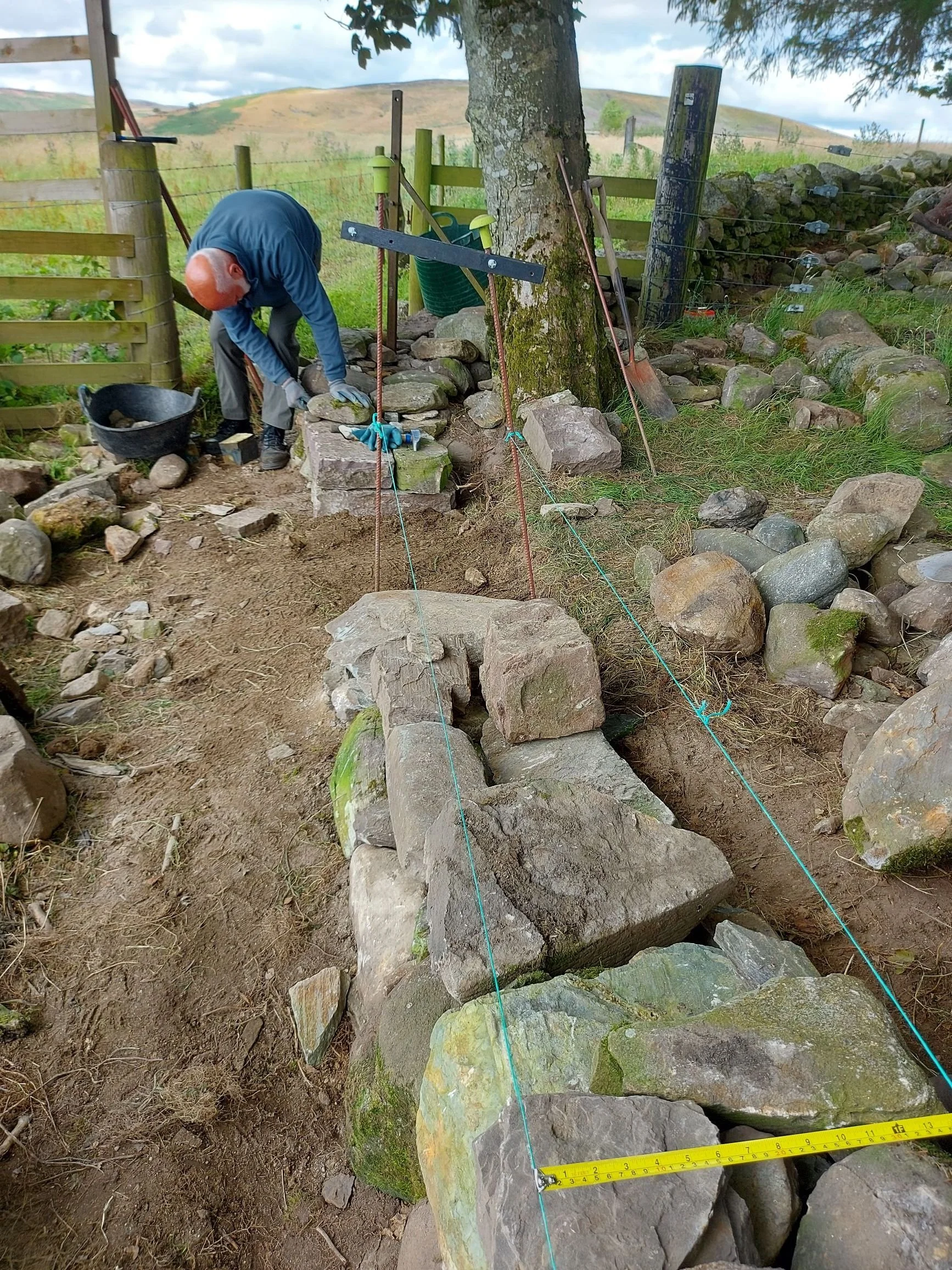 Boundary Wall Repair - large stone at Burmieston Farm 30th-31st July ...