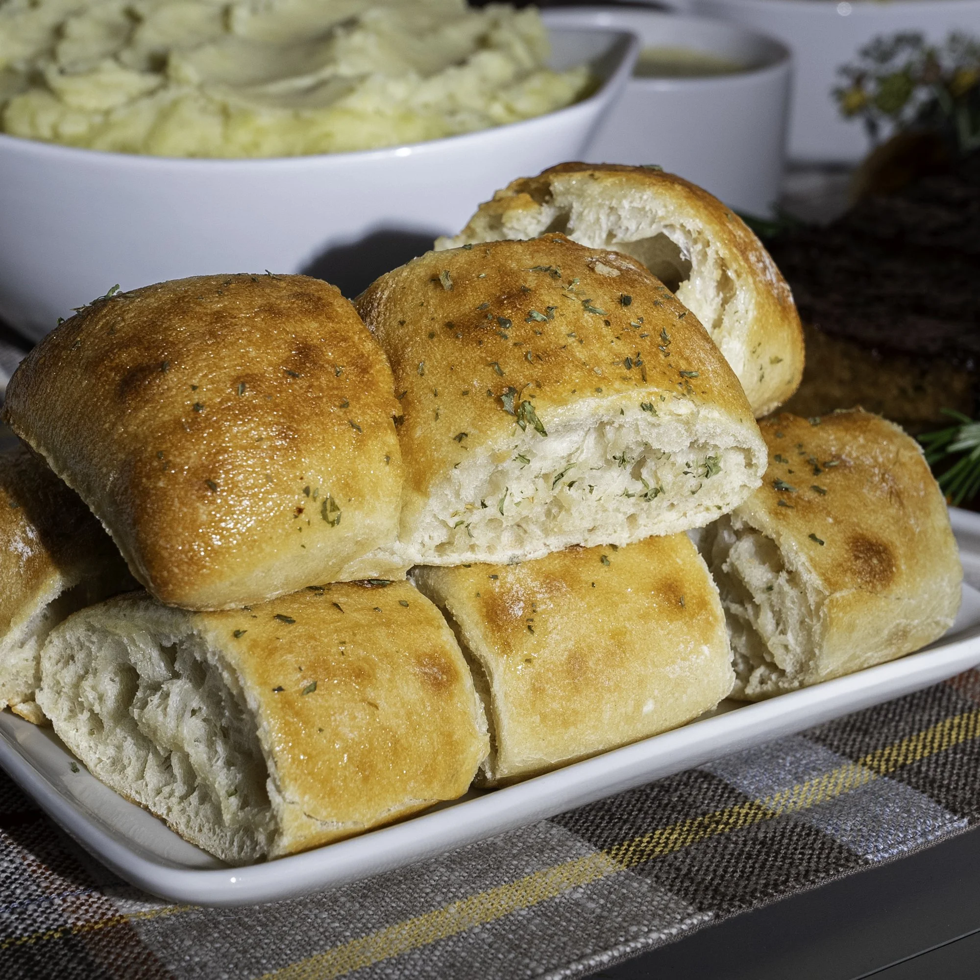 Dinner Rolls w/ Herbed Butter - 12 Rolls