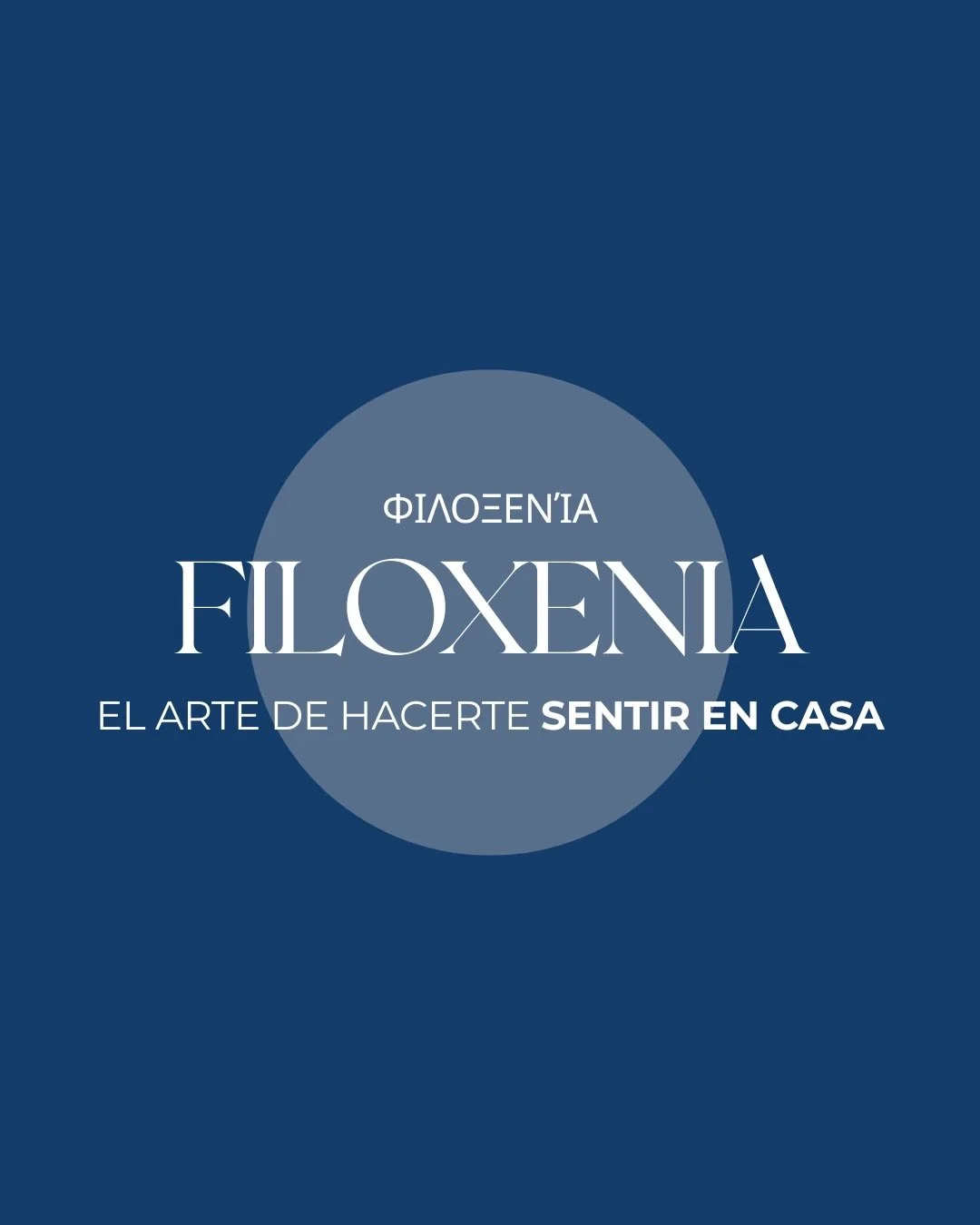 Dicen que en Grecia no existen desconocidos, solo amigos que a&uacute;n no han llegado a conocerse. A esa forma de entender la vida la llaman filoxenia: abrir la puerta, ofrecer lo que se tiene y hacer sentir al otro como en casa.

Significa &ldquo;a
