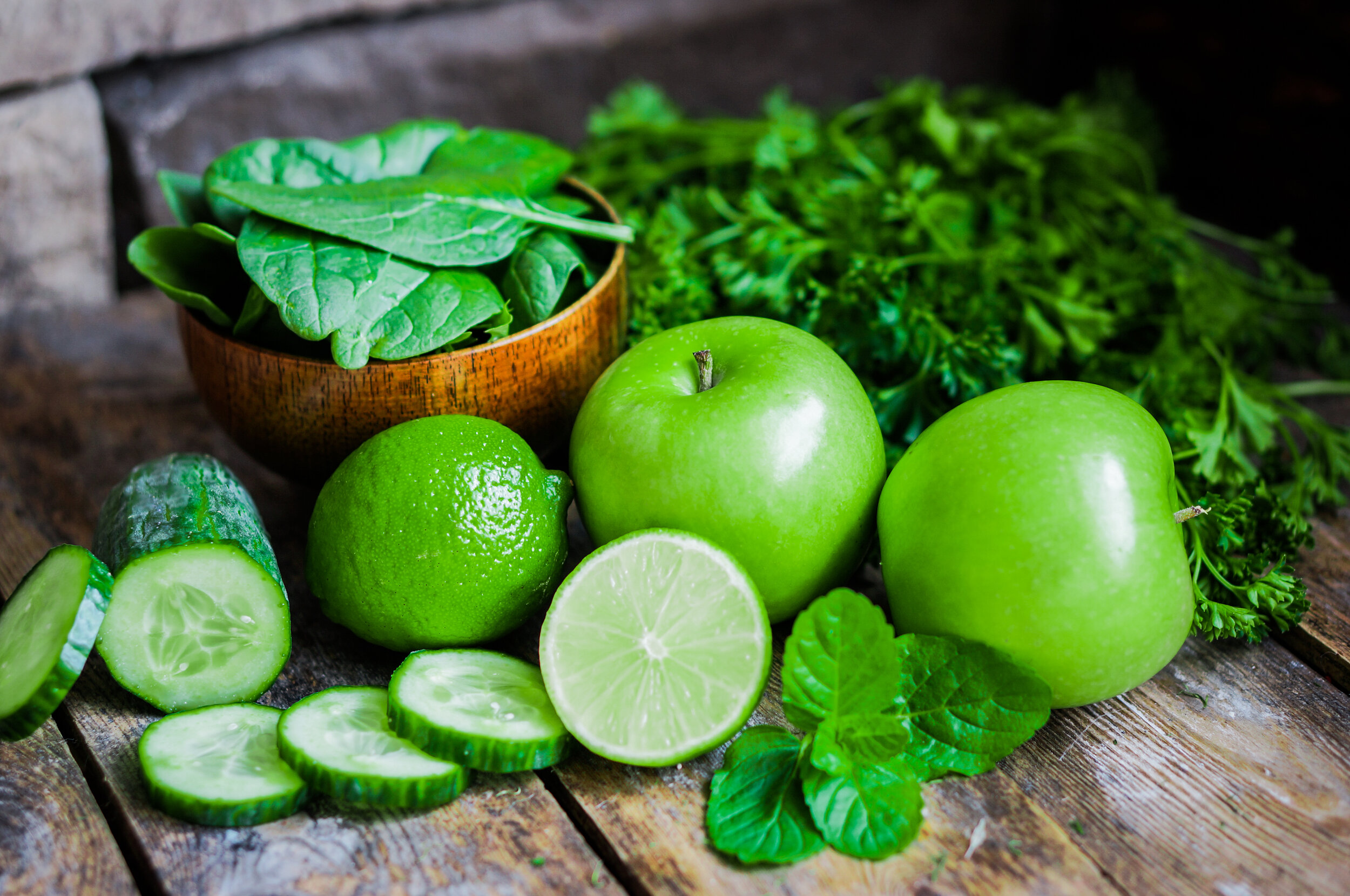 Фото зеленых фруктов. Зеленые овощи и фрукты. Зеленый фрукт. Овощи и фрукты зеленого цвета. Продукты зеленого цвета.