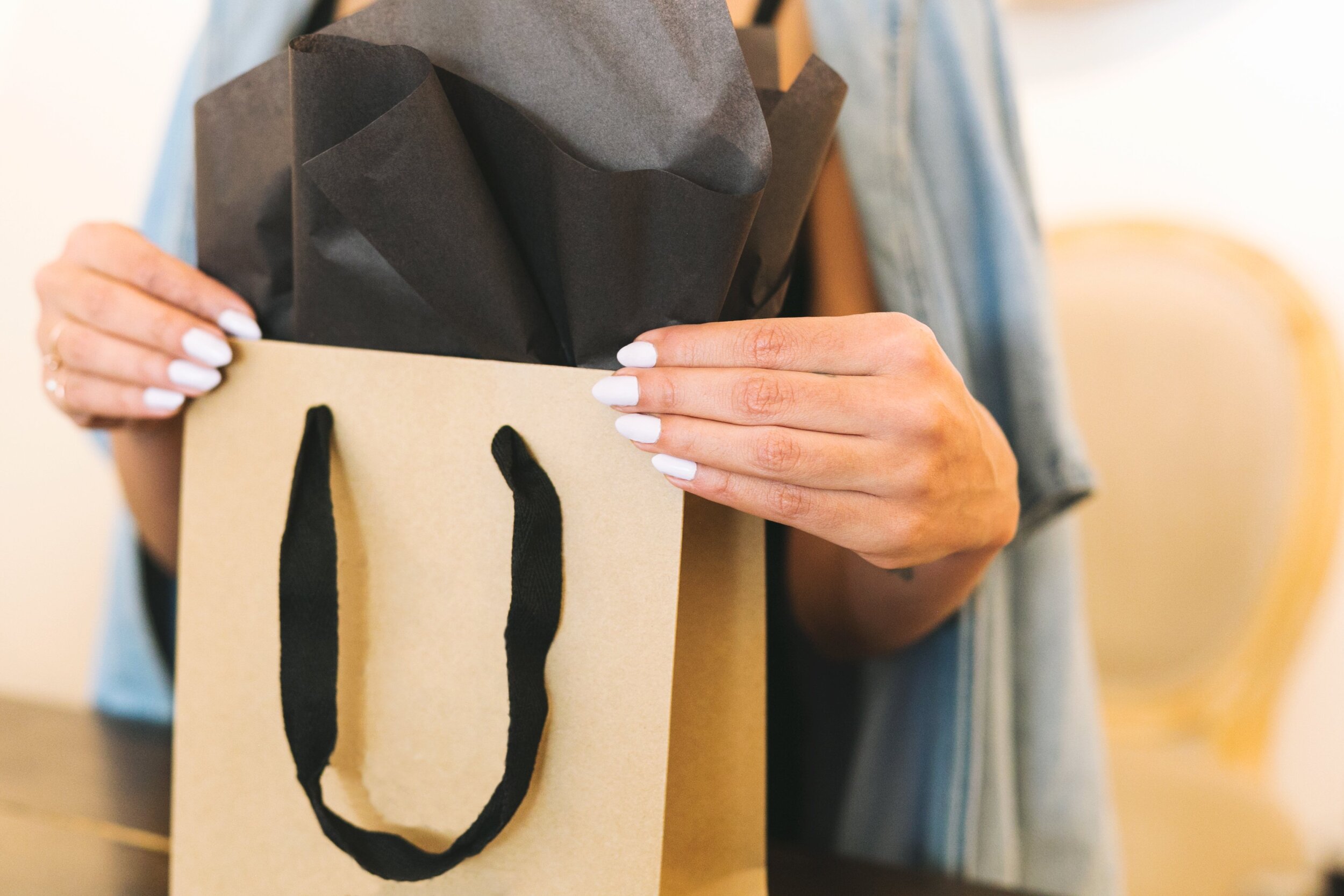 shopping-gift-wrap.jpg