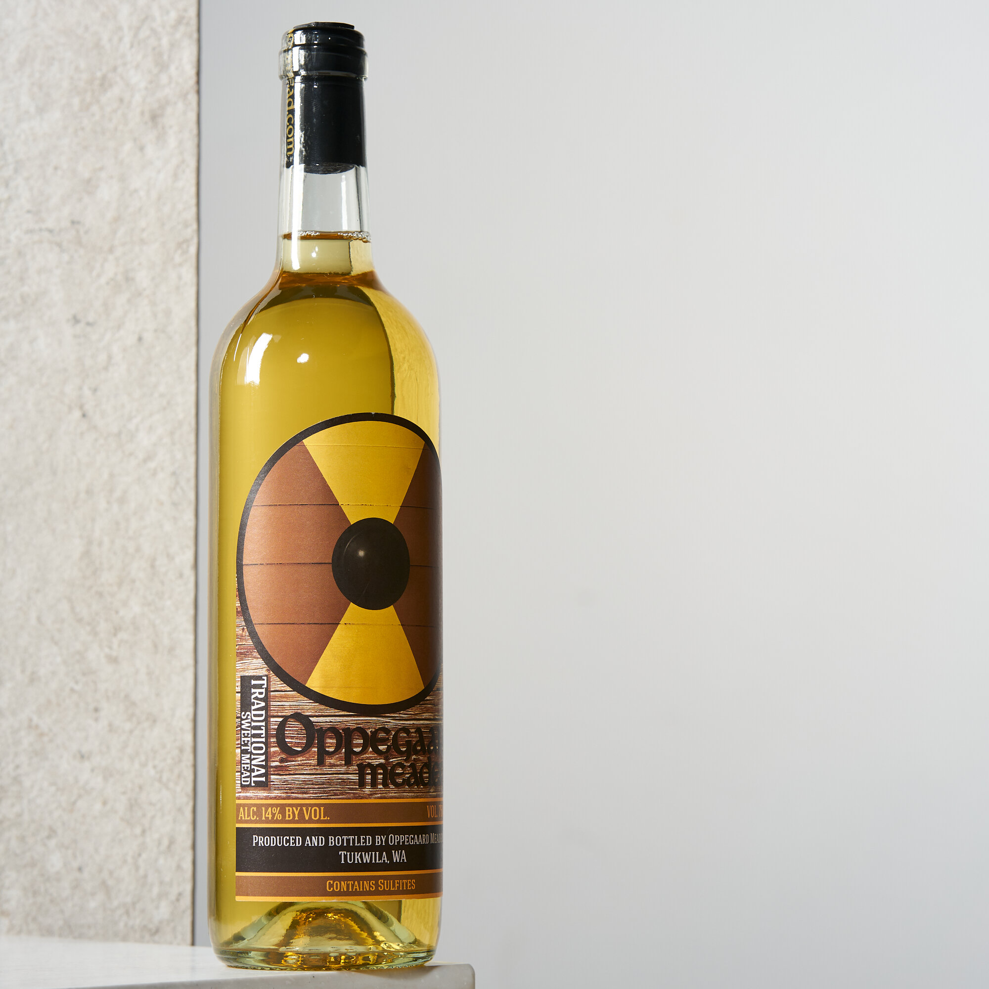 Sweet TraditionalOur most complex Traditional Mead yet! Thousands of little honey bees made this honey from plants all over the Pacific NW. Each batch is made from a different honey. Examples include Snowberry, Fireweed, Mint Honey and MORE!!!