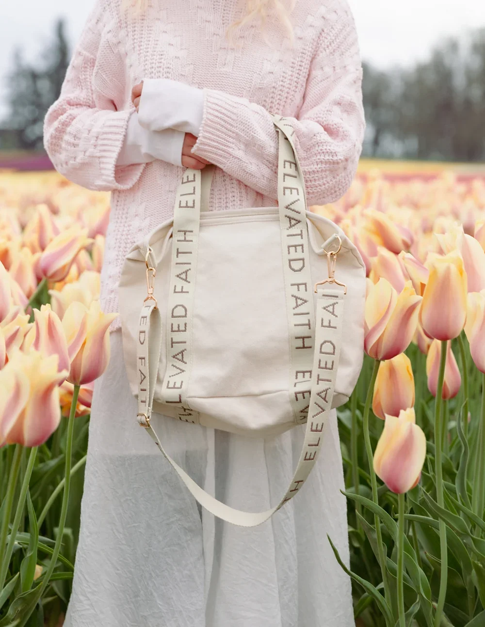 The-Mini-Everyday-Tote_05_1080x.webp