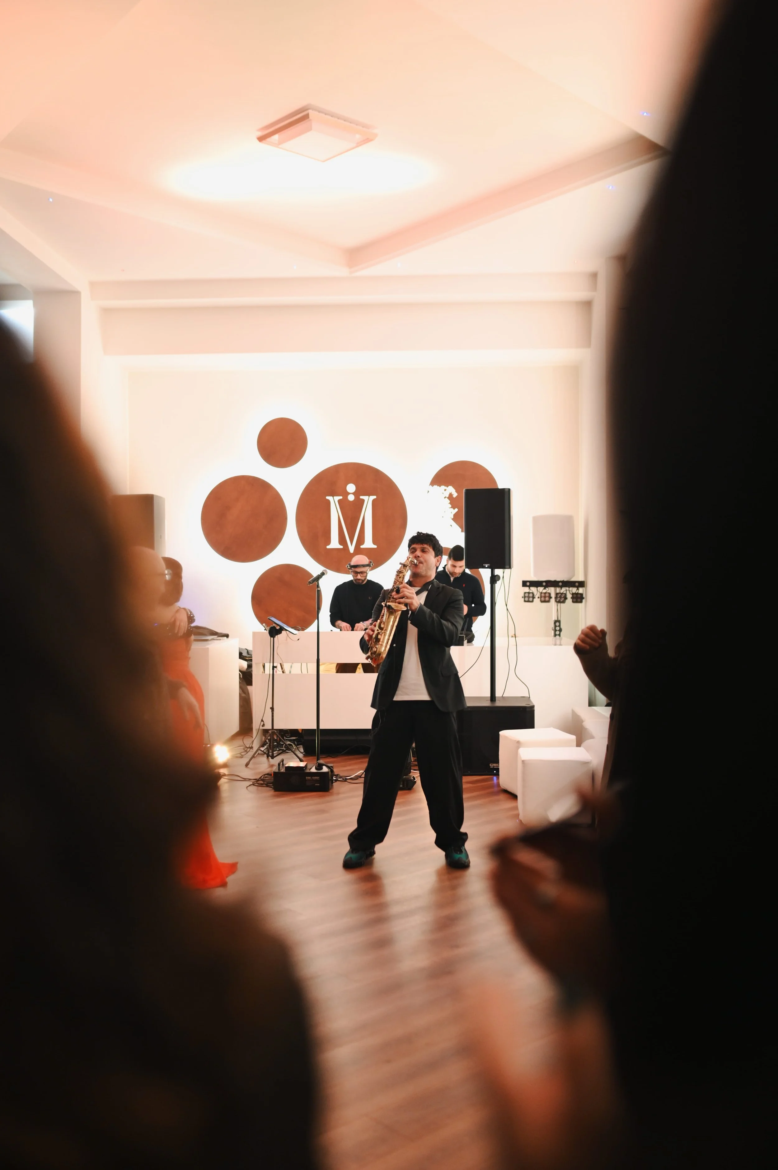 location locali sale ville per feste laurea  compleanni 18esimi 18 anni 18esimi a catania primo compleanno 1 30 40 50 60 anni eventi catania e provincia (14).jpg