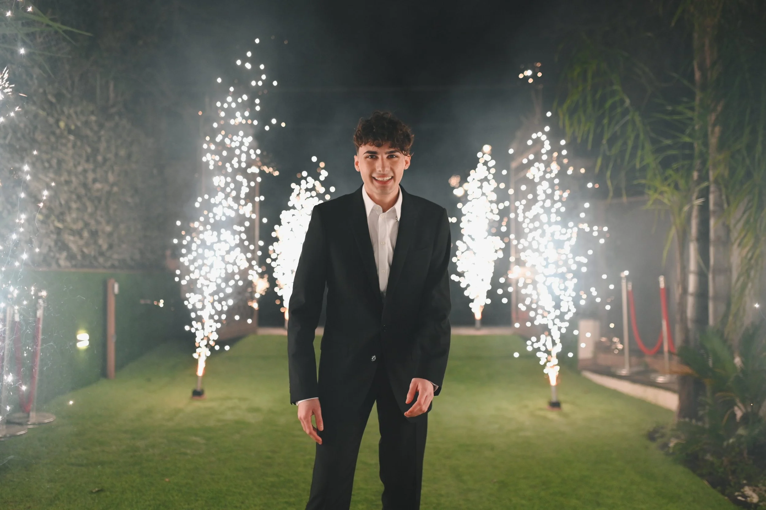 location locali sale ville per feste laurea  compleanni 18esimi 18 anni 18esimi a catania primo compleanno 1 30 40 50 60 anni eventi catania e provincia (31).jpg