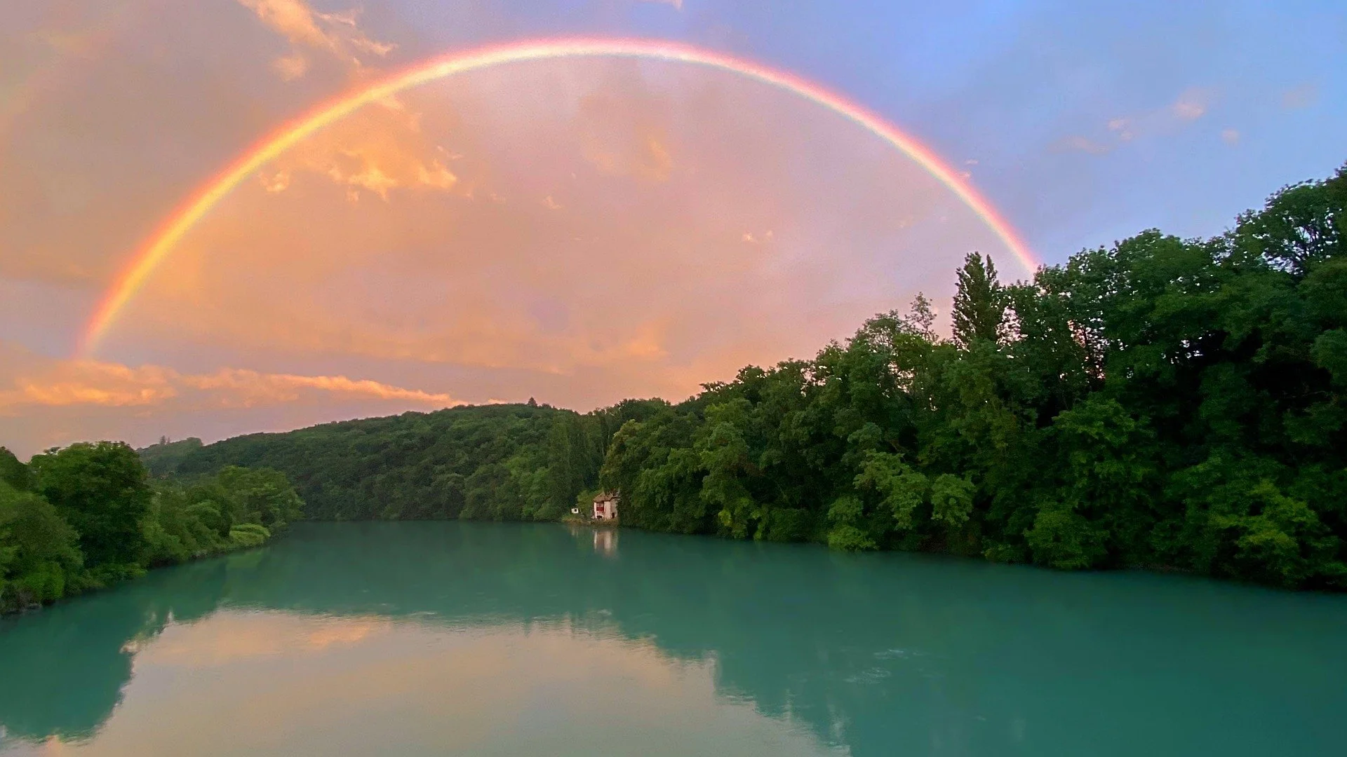 rainbow-5372892_1920.jpg