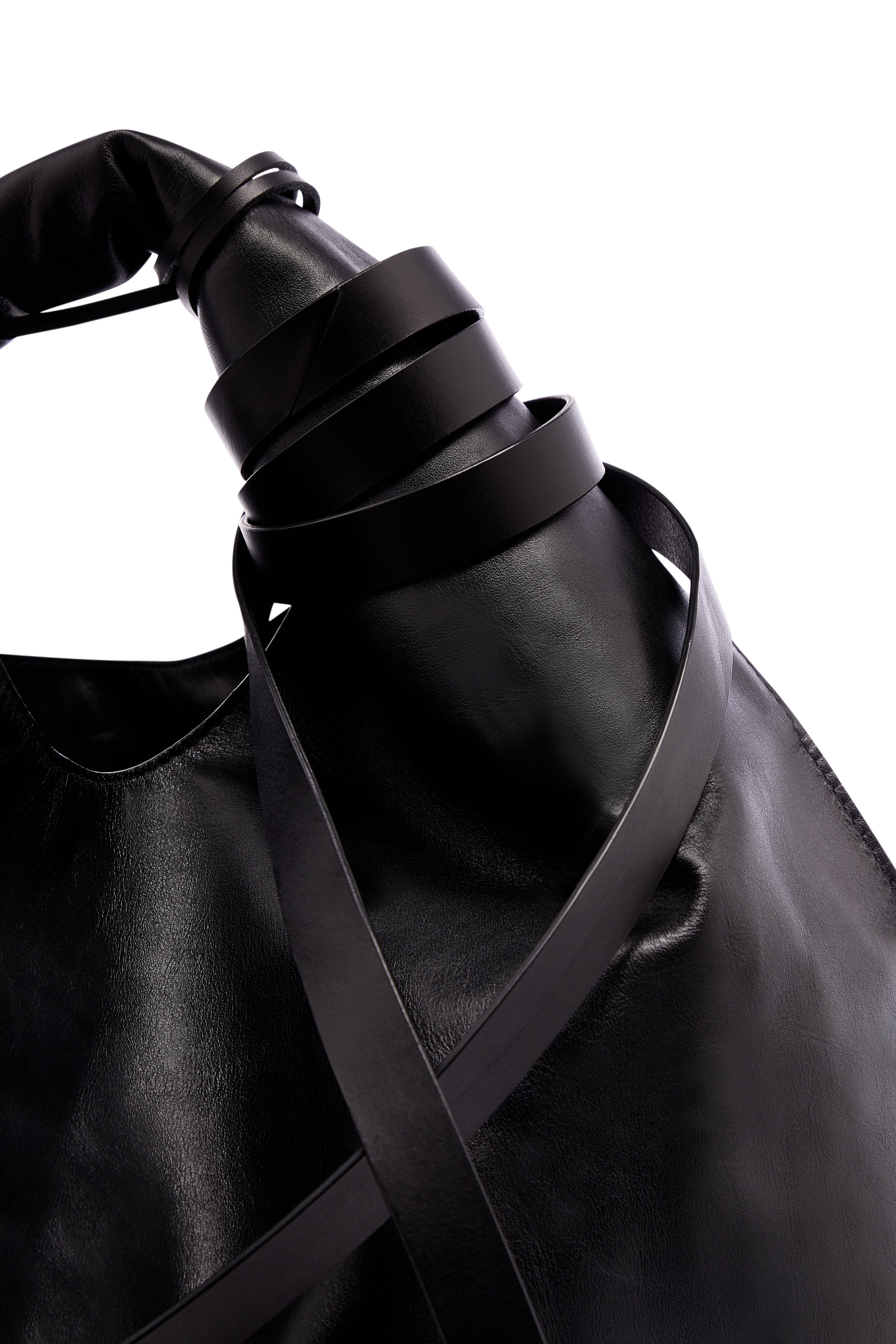 Kikiito-houseofito-sanagi-black-large-soft-leather-tote-luxury-handbag-bag-made-in-England-Uk-craftsmanship-handmade-avantgarde-Japanese-London-accessories-minimalist-design-sustainable-slow-fashion-brand-one-of-a-kind.jpg