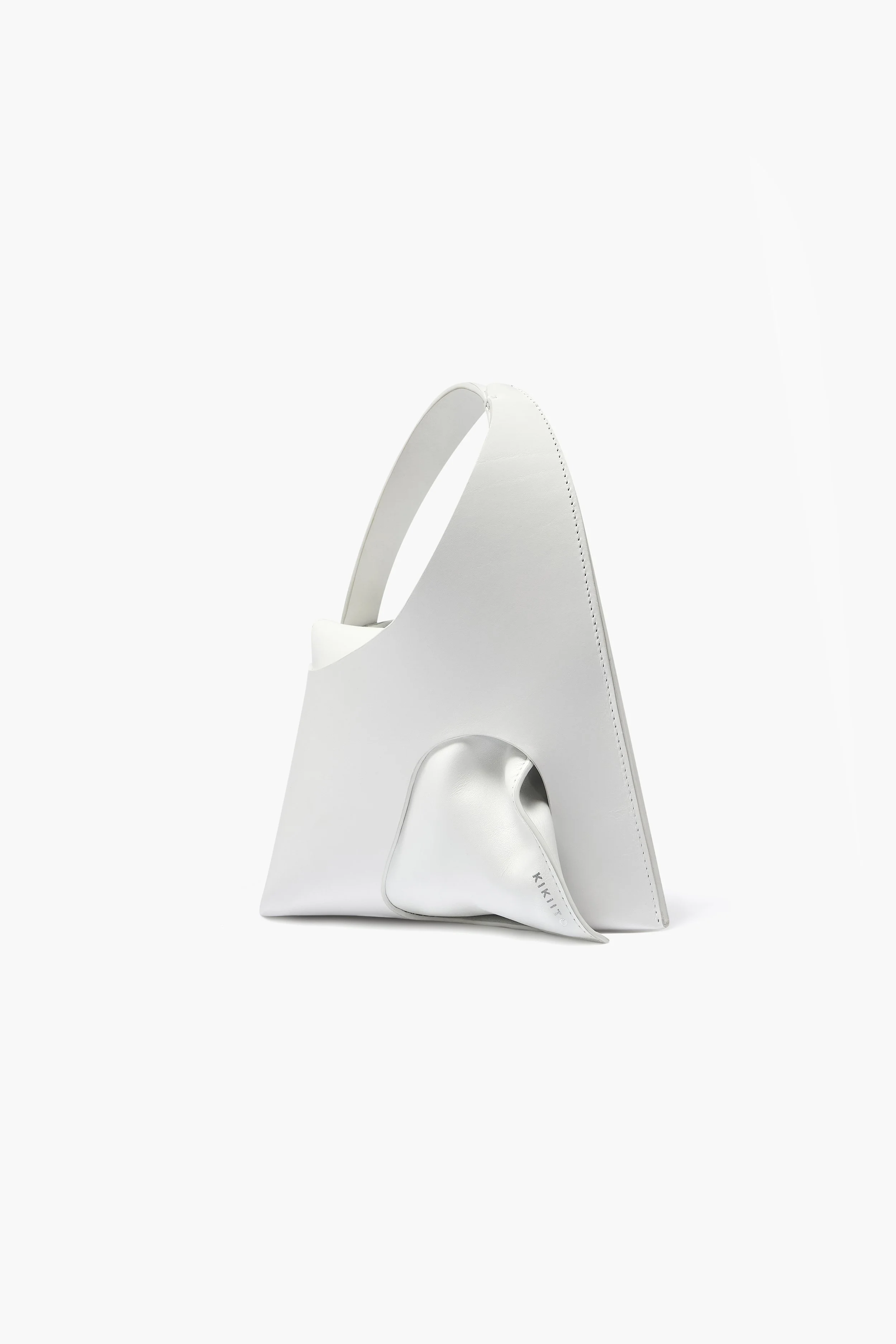 Kikiito-kiki-ito-house-of-ito-hoshi-white-leather-handbag-bag-luxury-leather-bags-Uk-London-women's-fashion-accessoires-brand-japanese-designber-handbags-best-fashion-accessories-キキイトウ-side.jpg