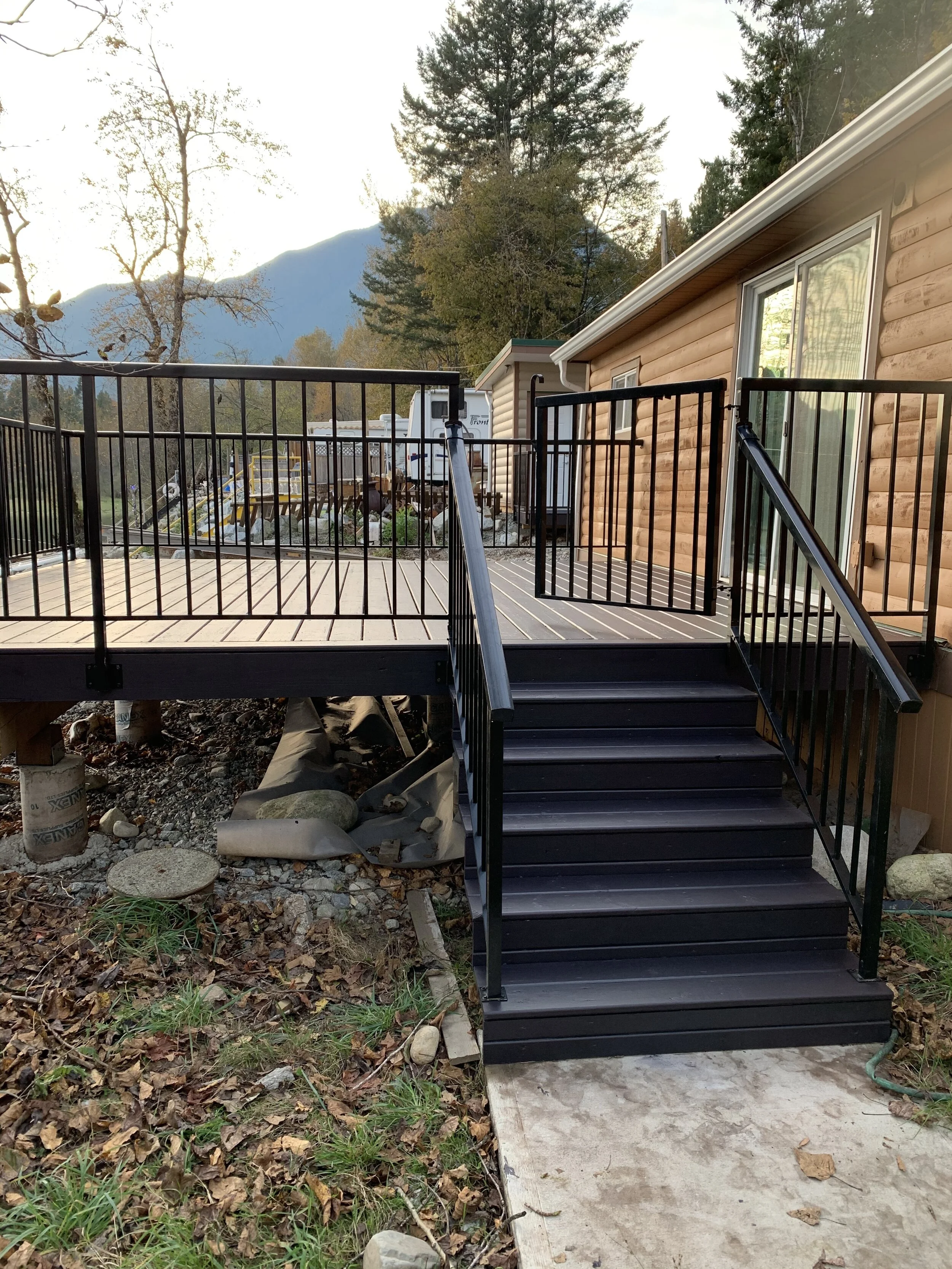 Exterior Deck LE.jpeg