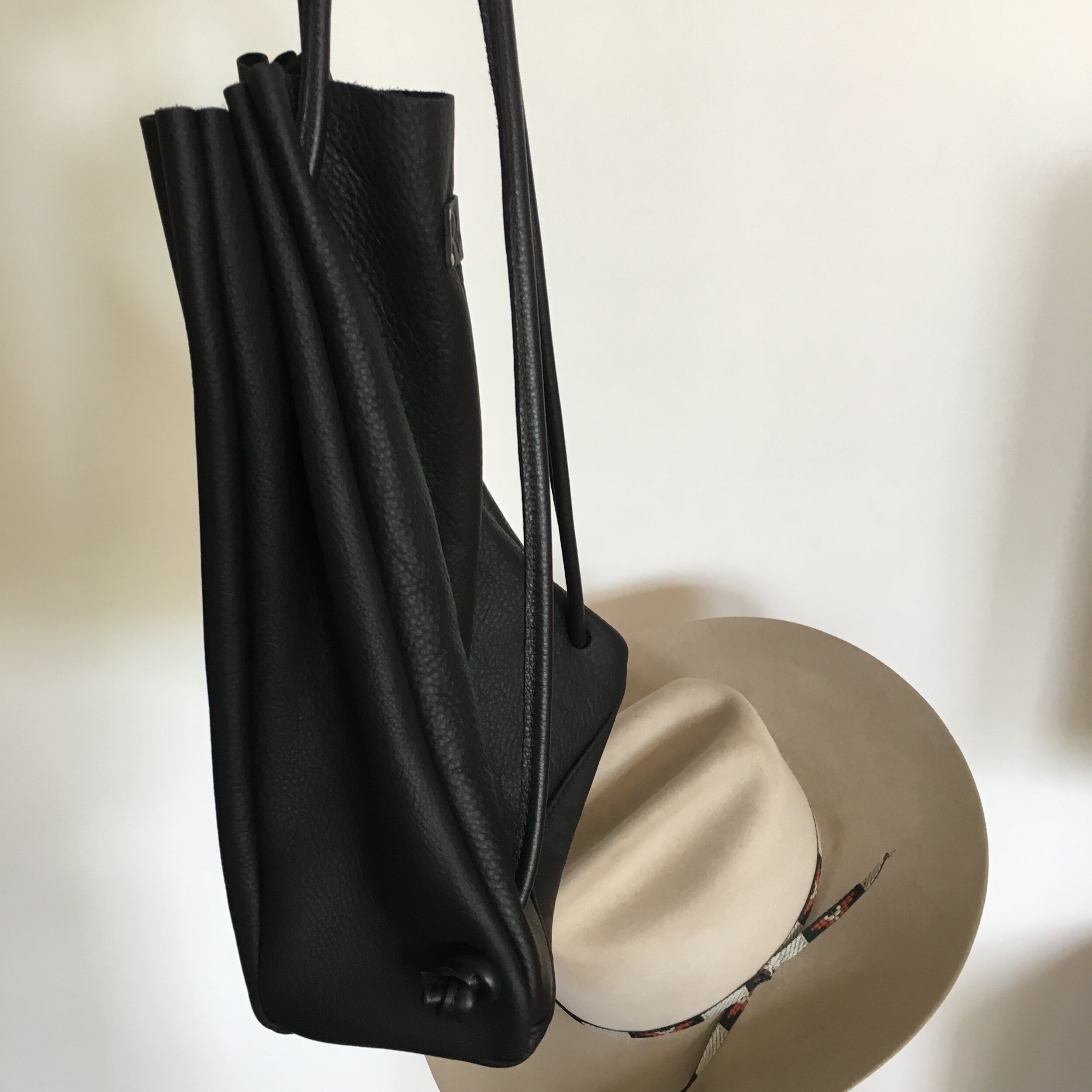 4247DE3E-A091-4EE3-B4CF-5AF14A31757B