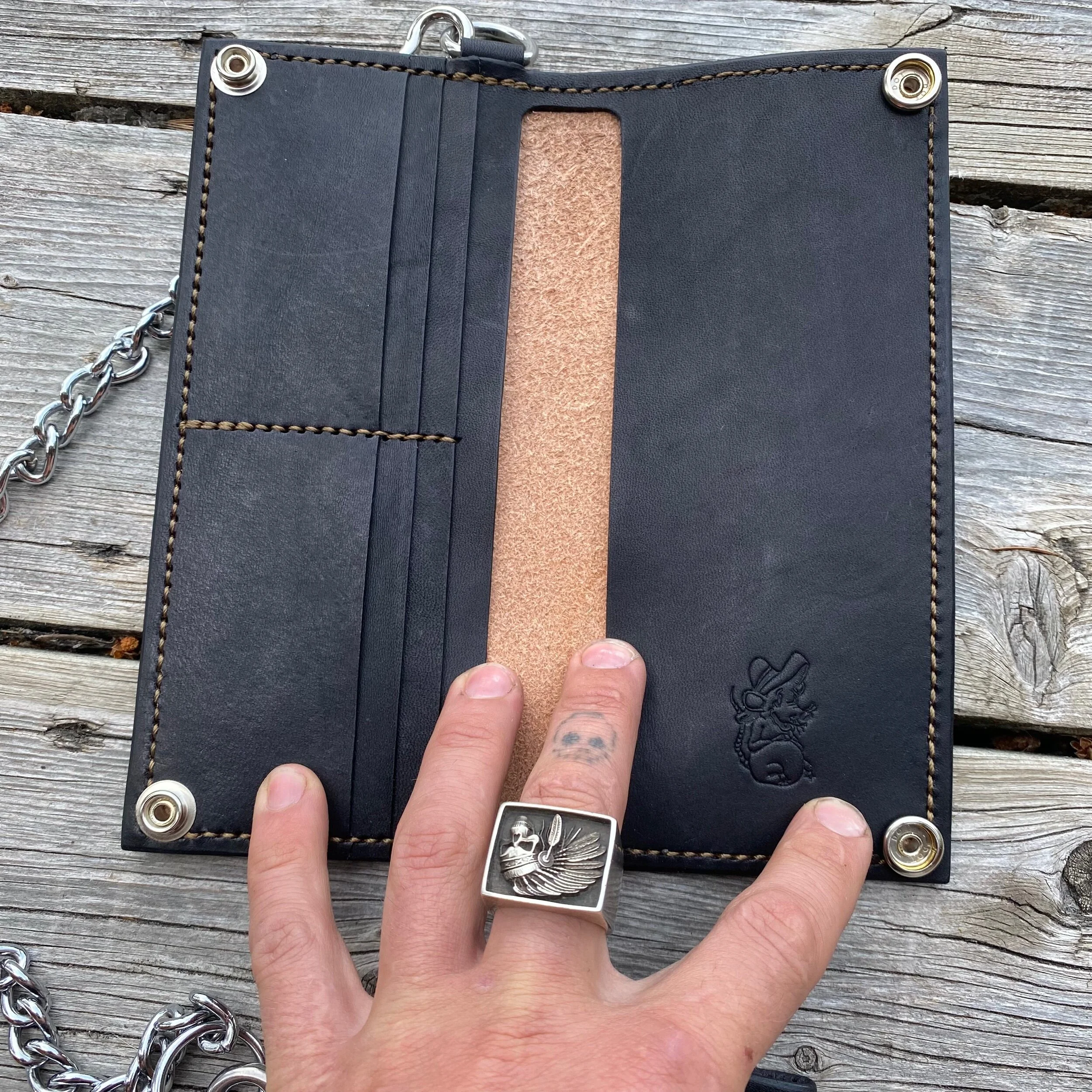 88FC2297-1877-4416-9CE4-C5BF6785FF3D