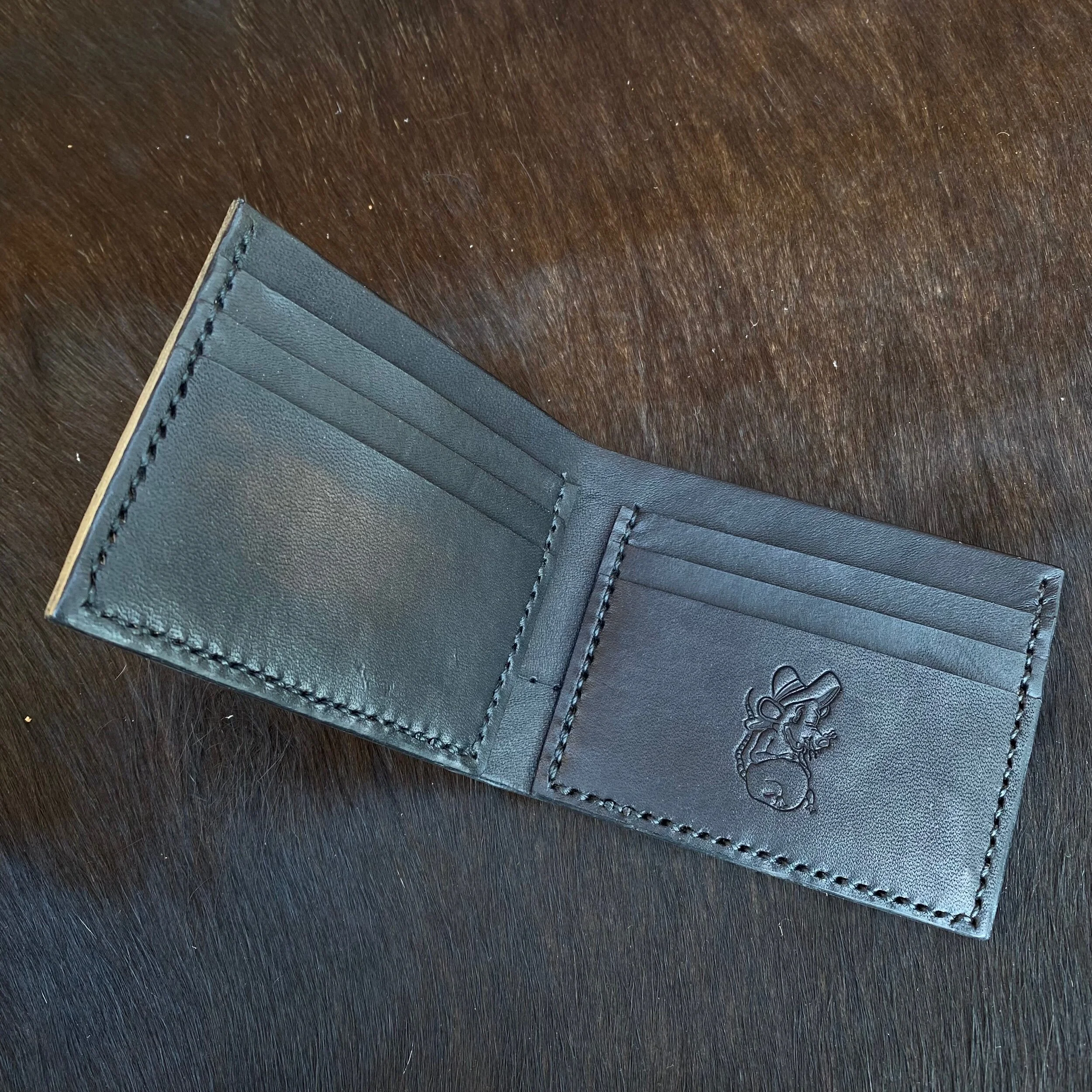 6869F50D-647A-4D39-A560-939C5C17D281