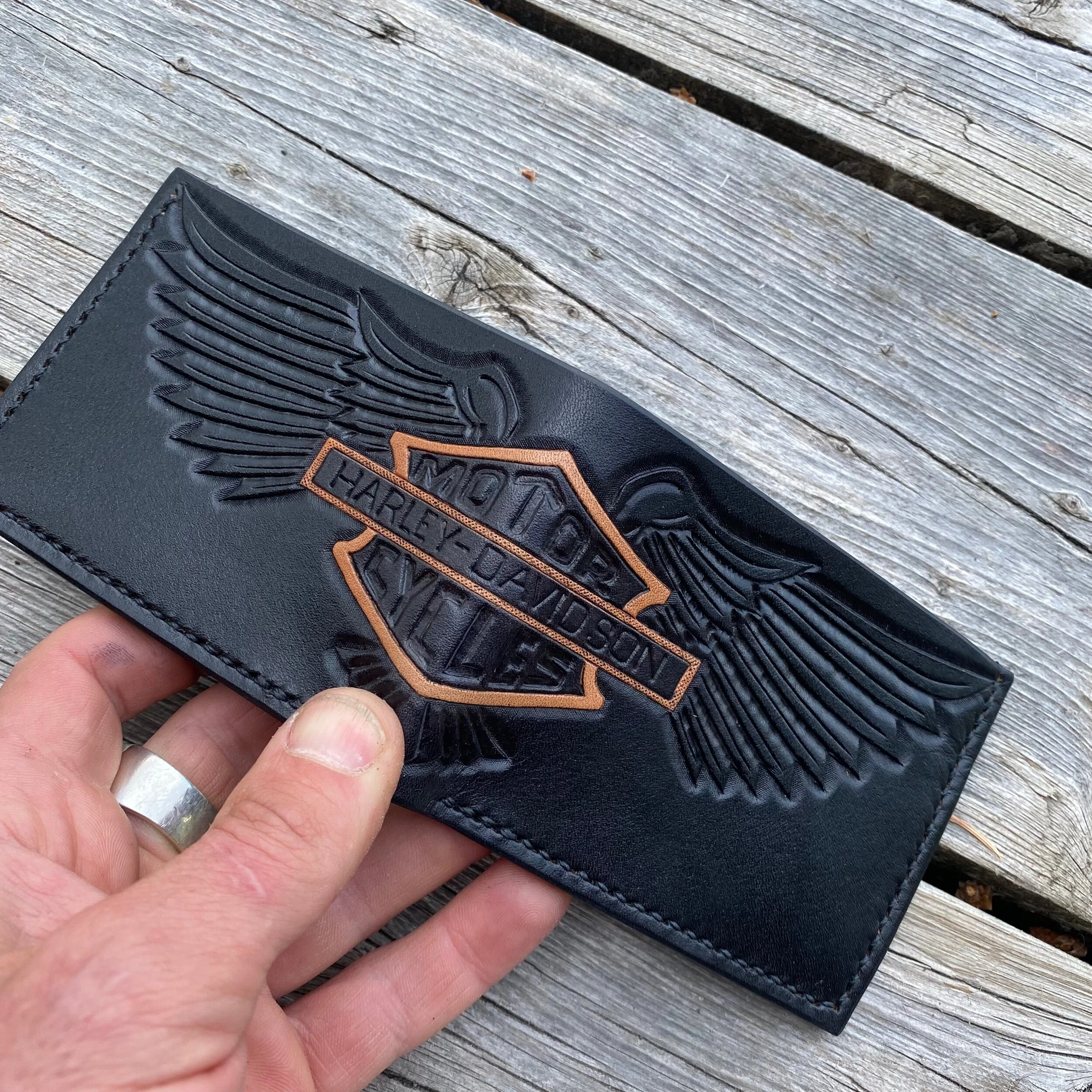 40FE9D0D-FBD7-43C7-9495-090FCCC10BF9