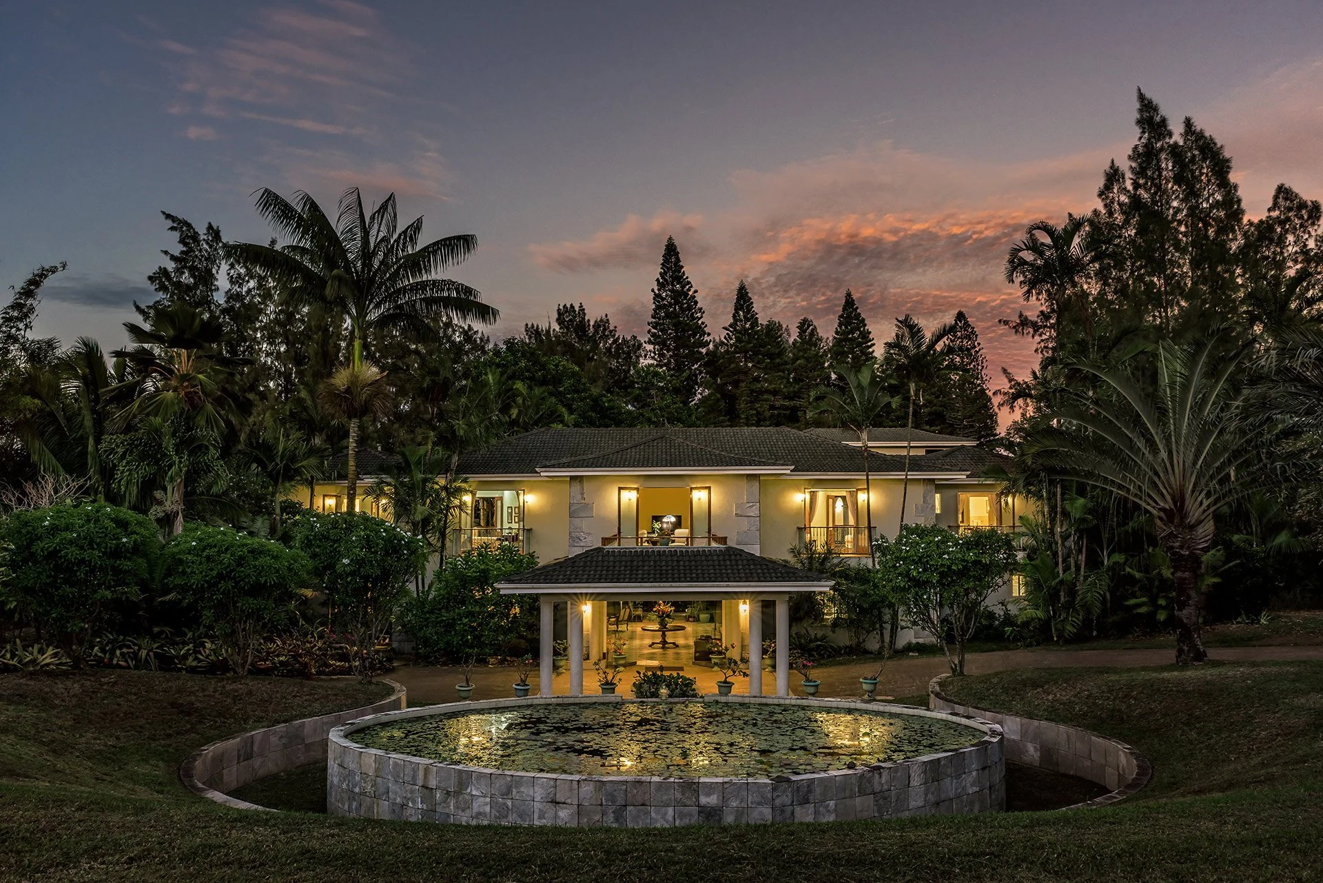 hawaii_yoga_retreat_sunset.jpeg