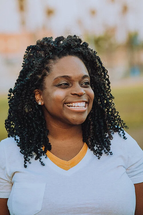 Head shot - Tunette - rev500.jpg