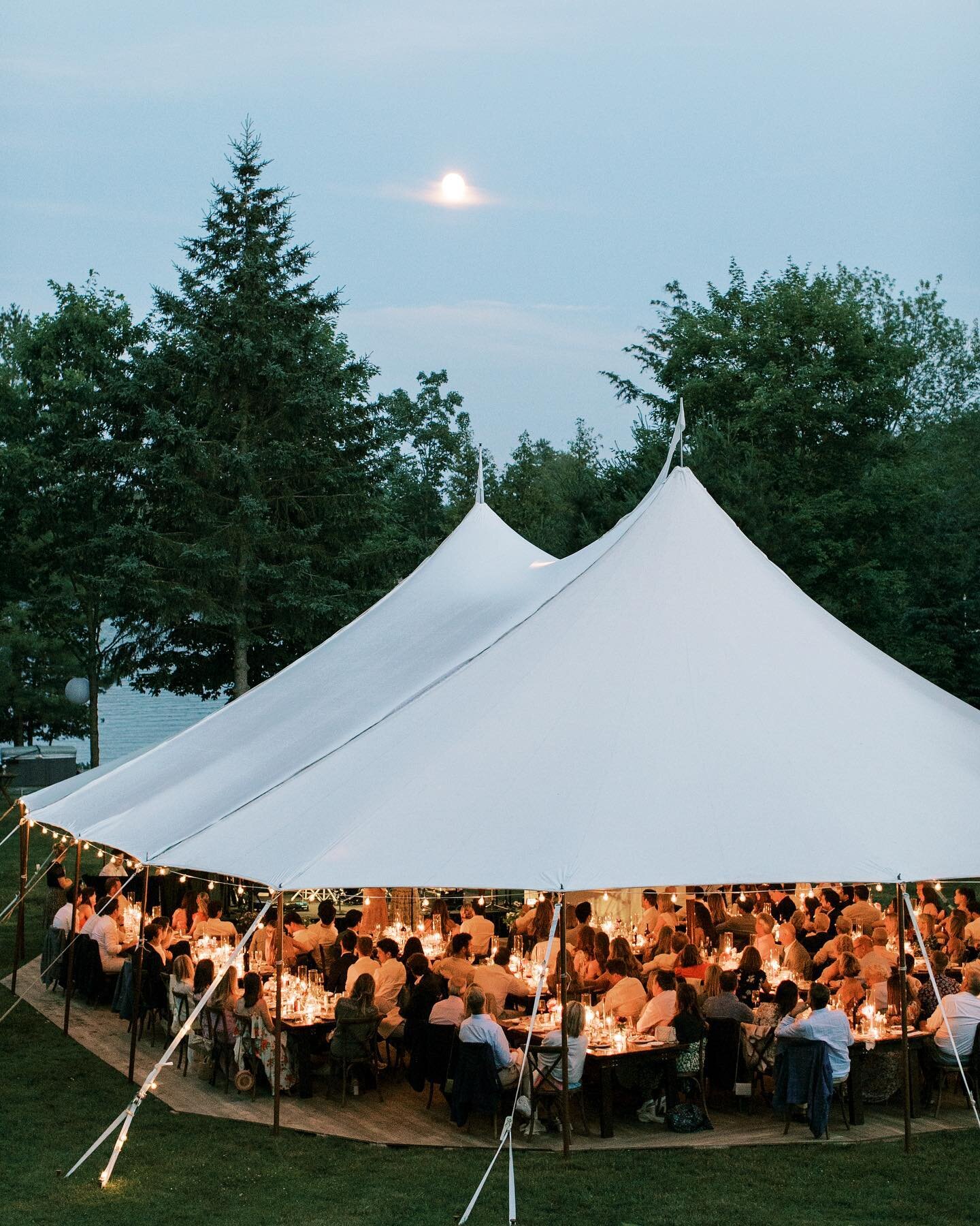 Let&rsquo;s talk about tented weddings for a sec. Many couples who decide to plan their weddings at their home or cottage don&rsquo;t realize how much work it is or even what it entails (how could you if you haven&rsquo;t done it before!) so it can b