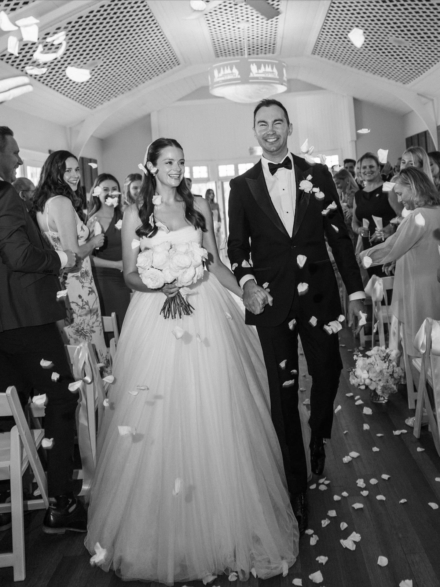 There&rsquo;s something about Muskoka weddings that just give us all the feels. Congratulations Tori &amp; Charlie on a magical day @muskokalakes 

photography @515photoco 
planning @theeventdesignco 
florals @perfectpetalsmuskoka 
hair @gaenorrlaver