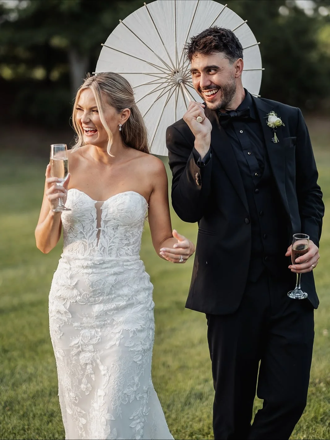 The most elegant details from Katie &amp; Jesse&rsquo;s reception 

photography @beautifullifestudios 
planning @theeventdesignco @kassidy_hm 
florals @patchoulidesign 
officiant @heyjeffmaeck