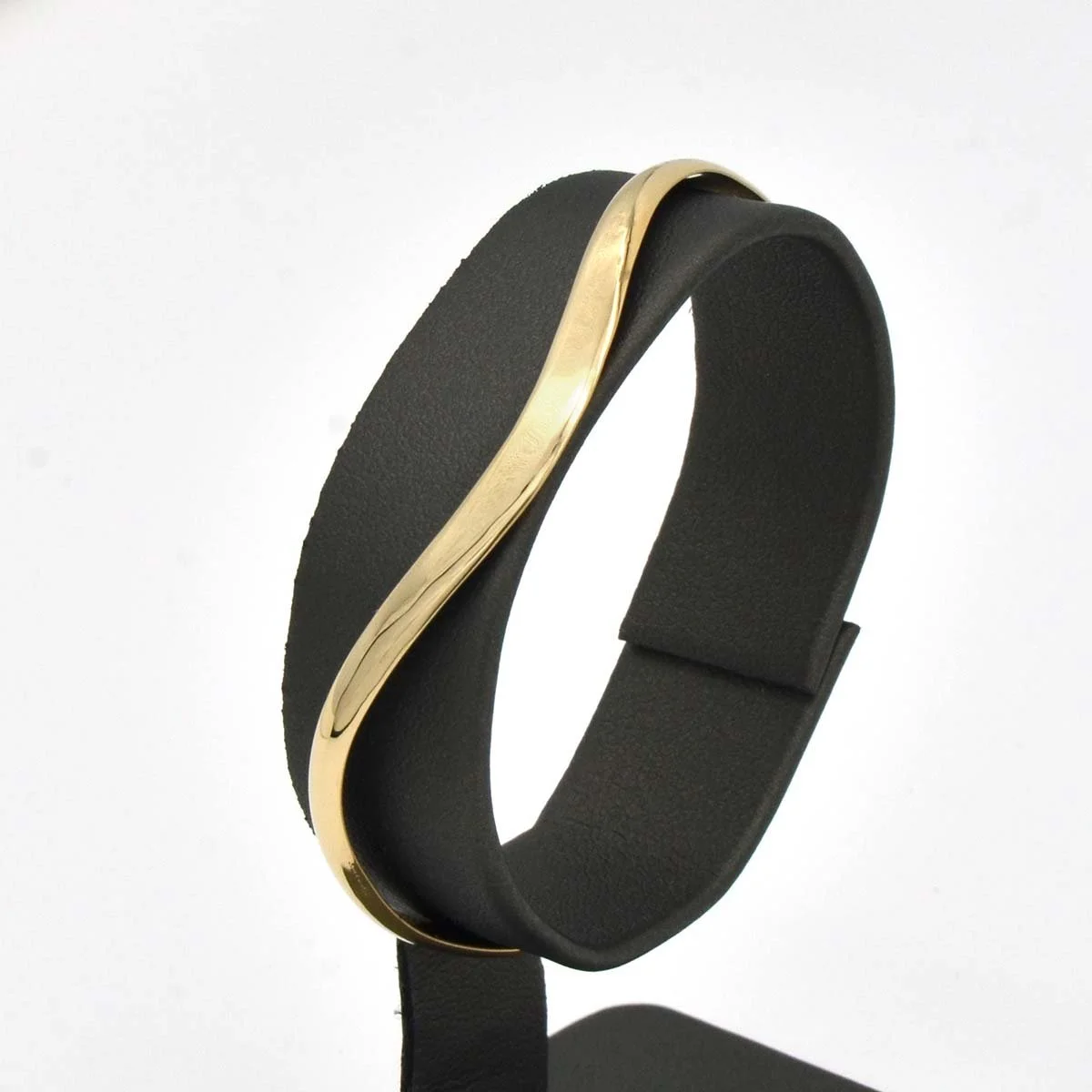 14K Yellow Gold Boomerang Braclet