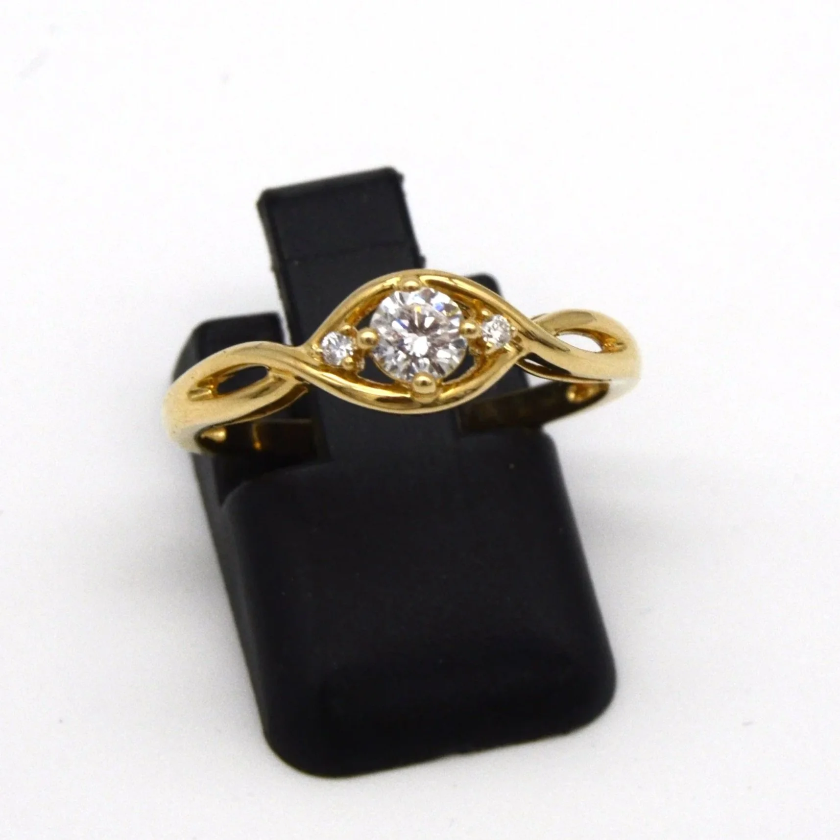 Diamond | 14K Yellow Gold