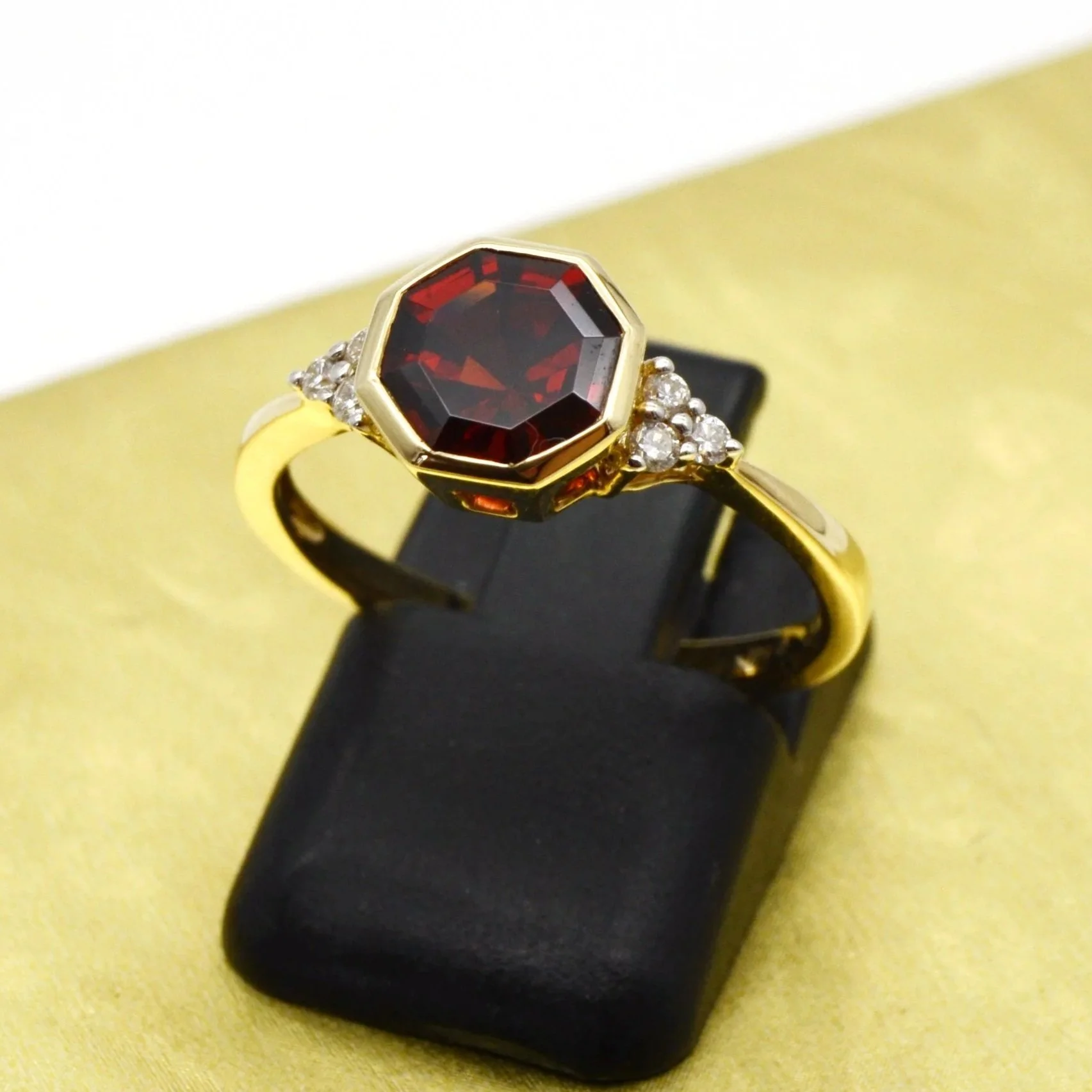 Garnet and Diamond | 14K Yellow Gold