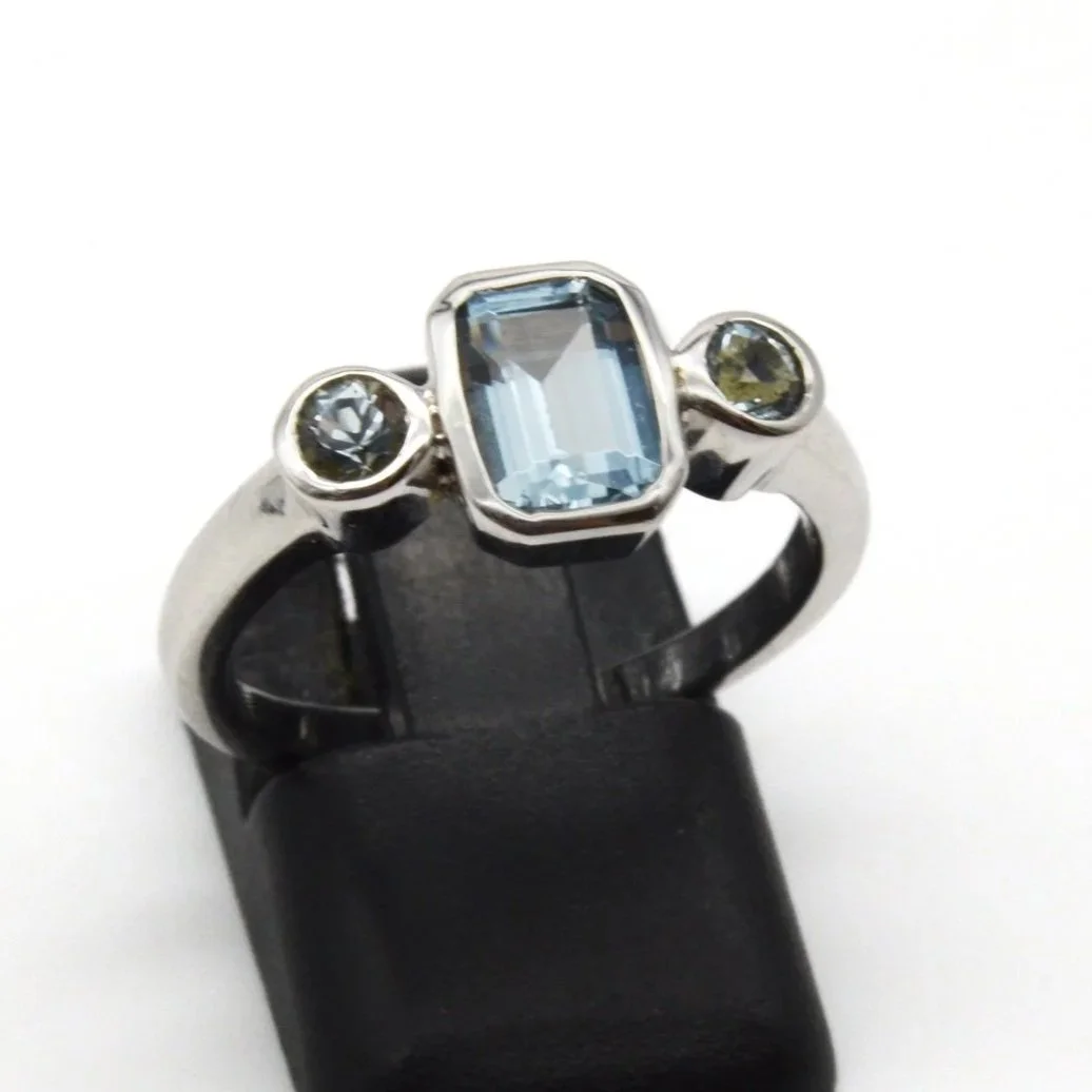 Aquamarine | 14K White Gold