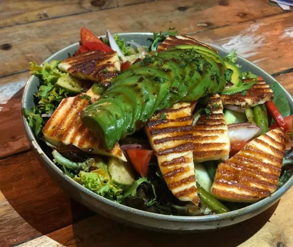 Haloumi &amp; Avocado Salad 