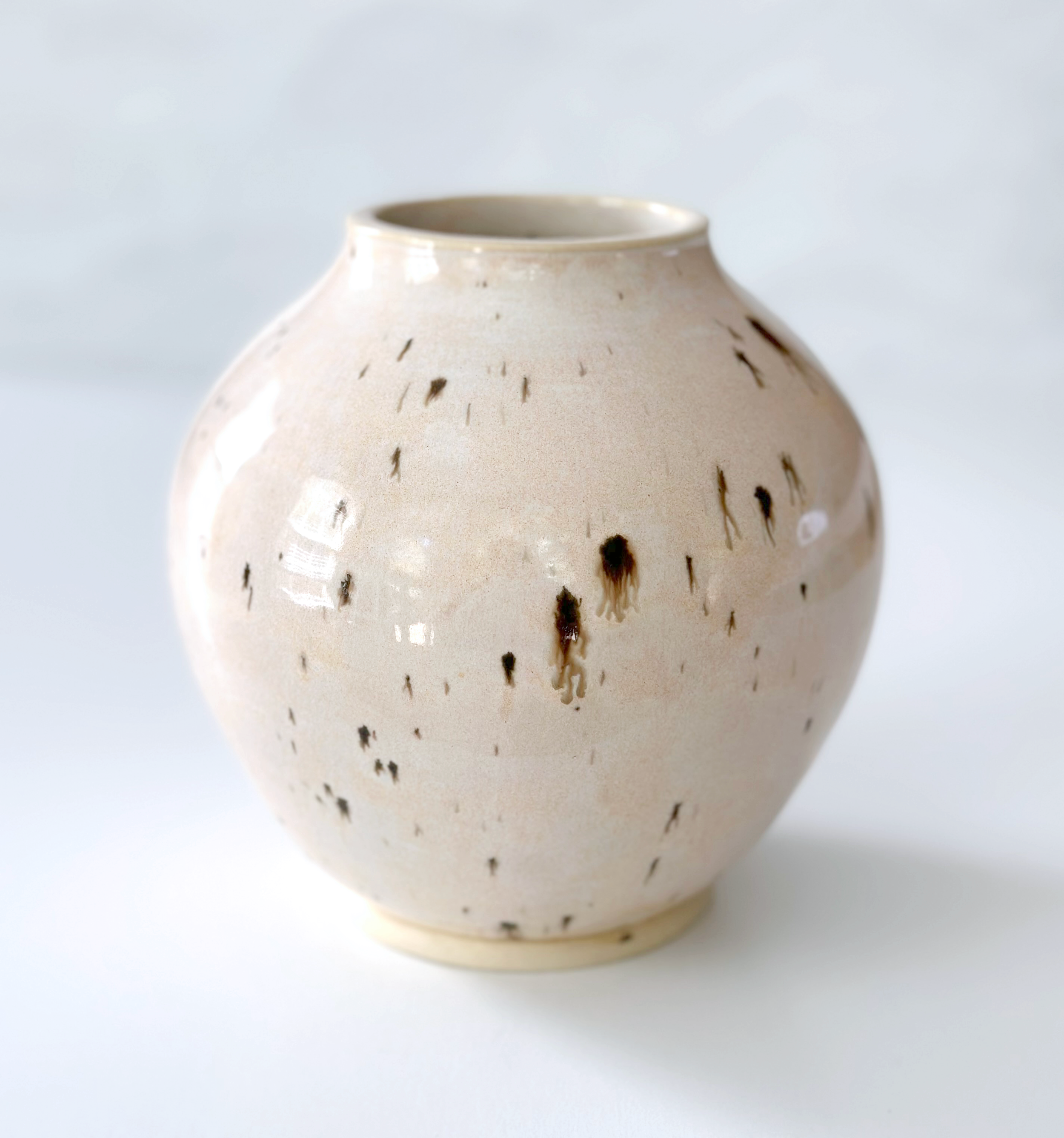 River Birch Globe Vase.png